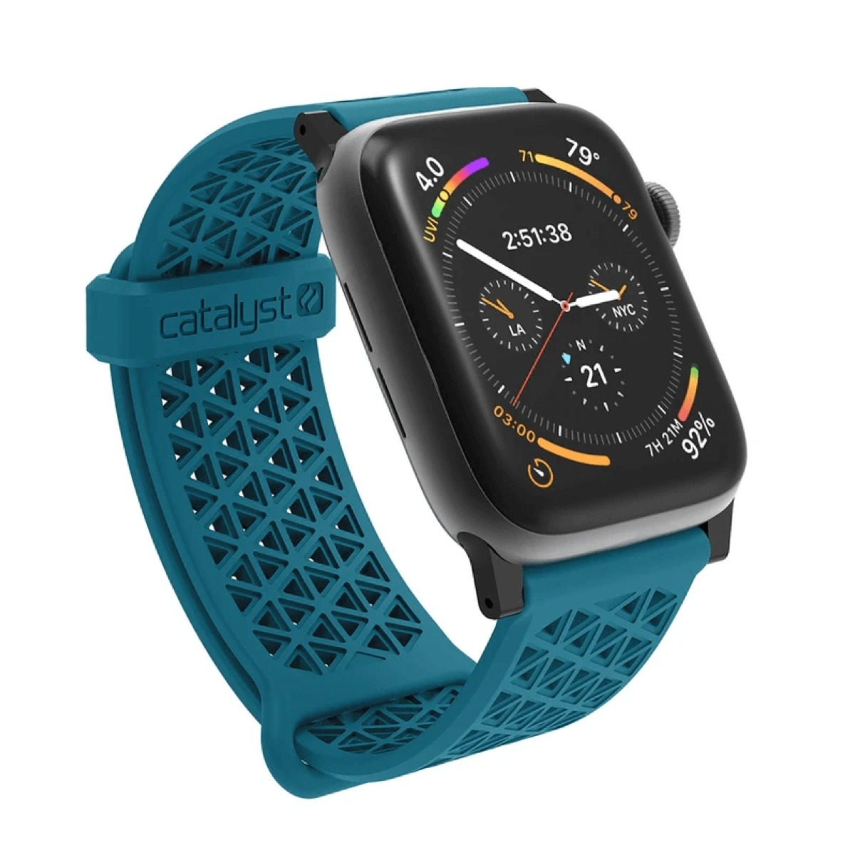 Eine schwarze Smartwatch mit blauem, gemustertem Silikonarmband mit der Aufschrift catalyst auf weißem Hintergrund.