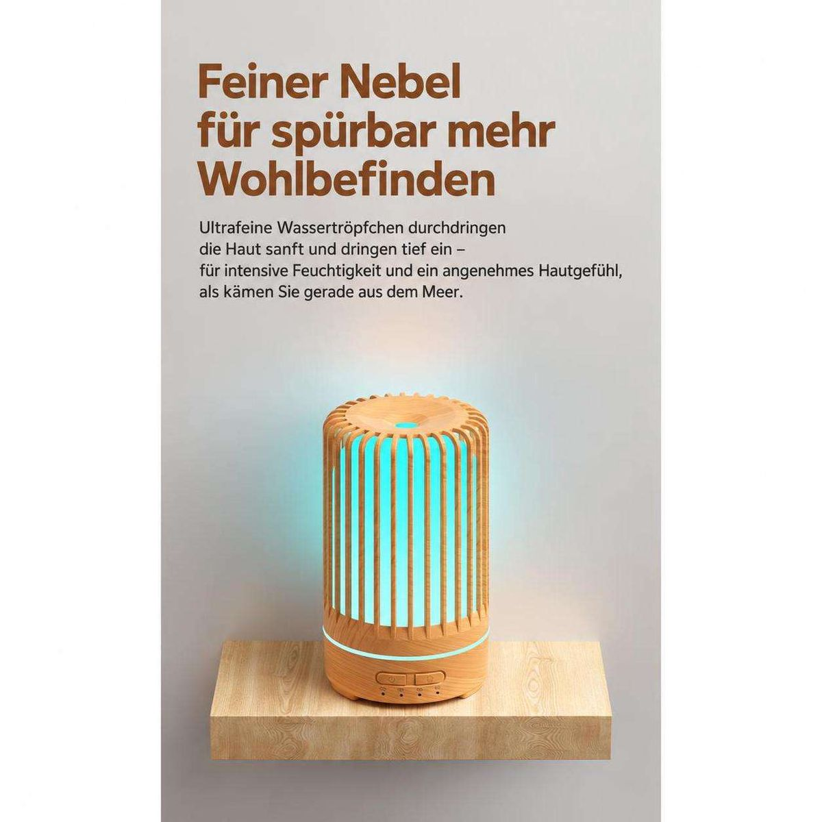 Ein hölzerner Diffusor mit hellblauer Beleuchtung steht auf einem passenden Holzregal vor einer grauen Wand.