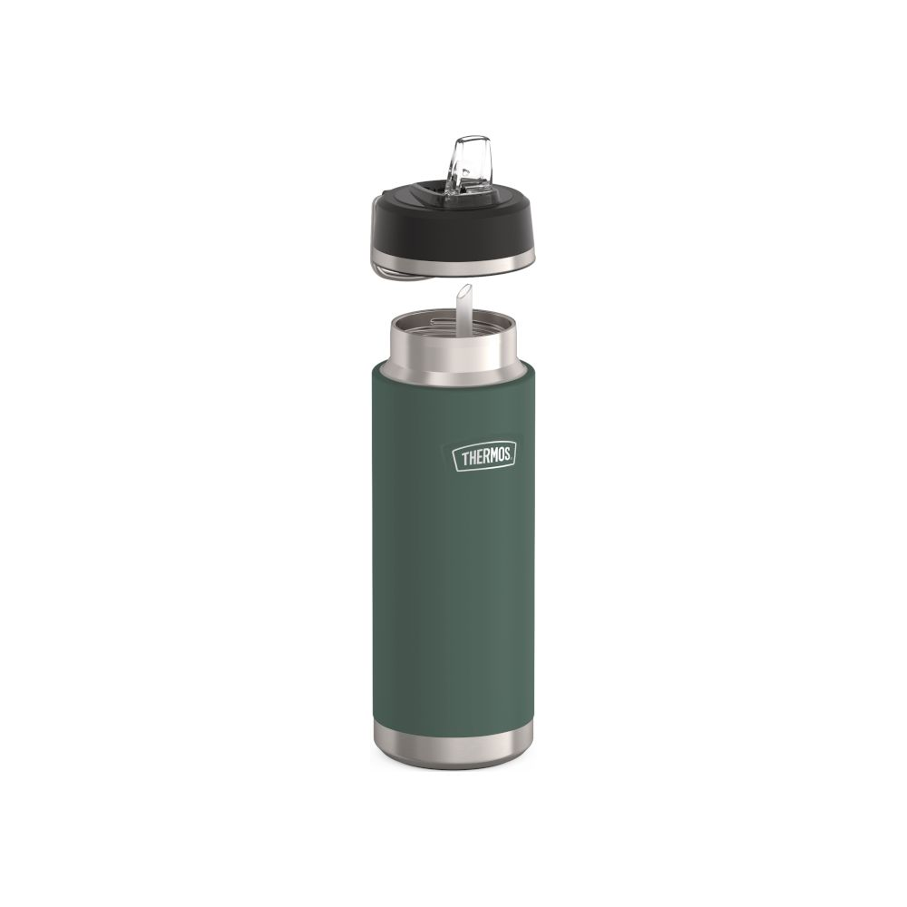 Grüne Thermosflasche mit offenem Deckel und sichtbarem Strohhalm auf weißem Hintergrund.