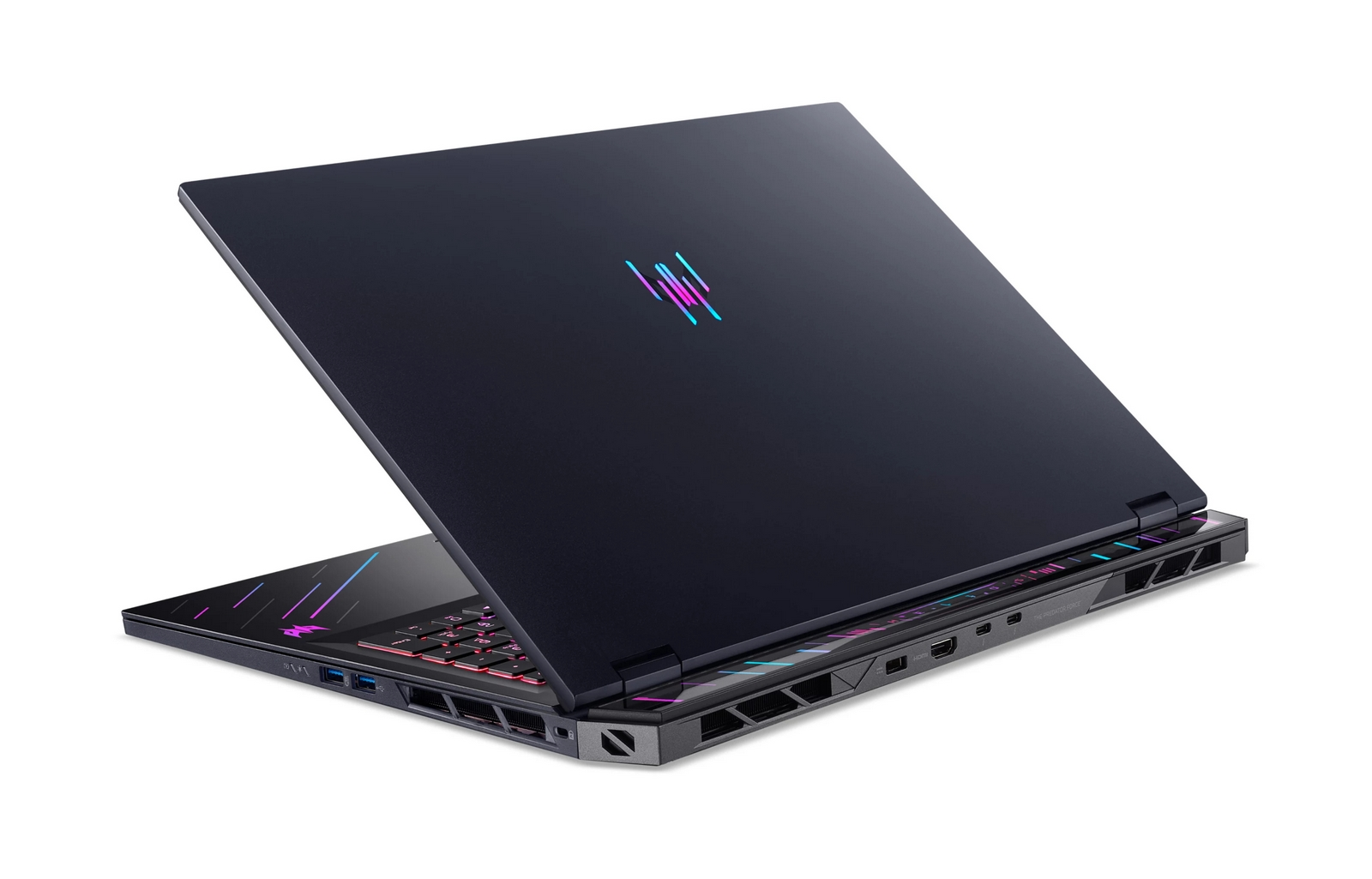 Un computer portatile da gioco nero con logo illuminato sul coperchio chiuso su sfondo bianco.