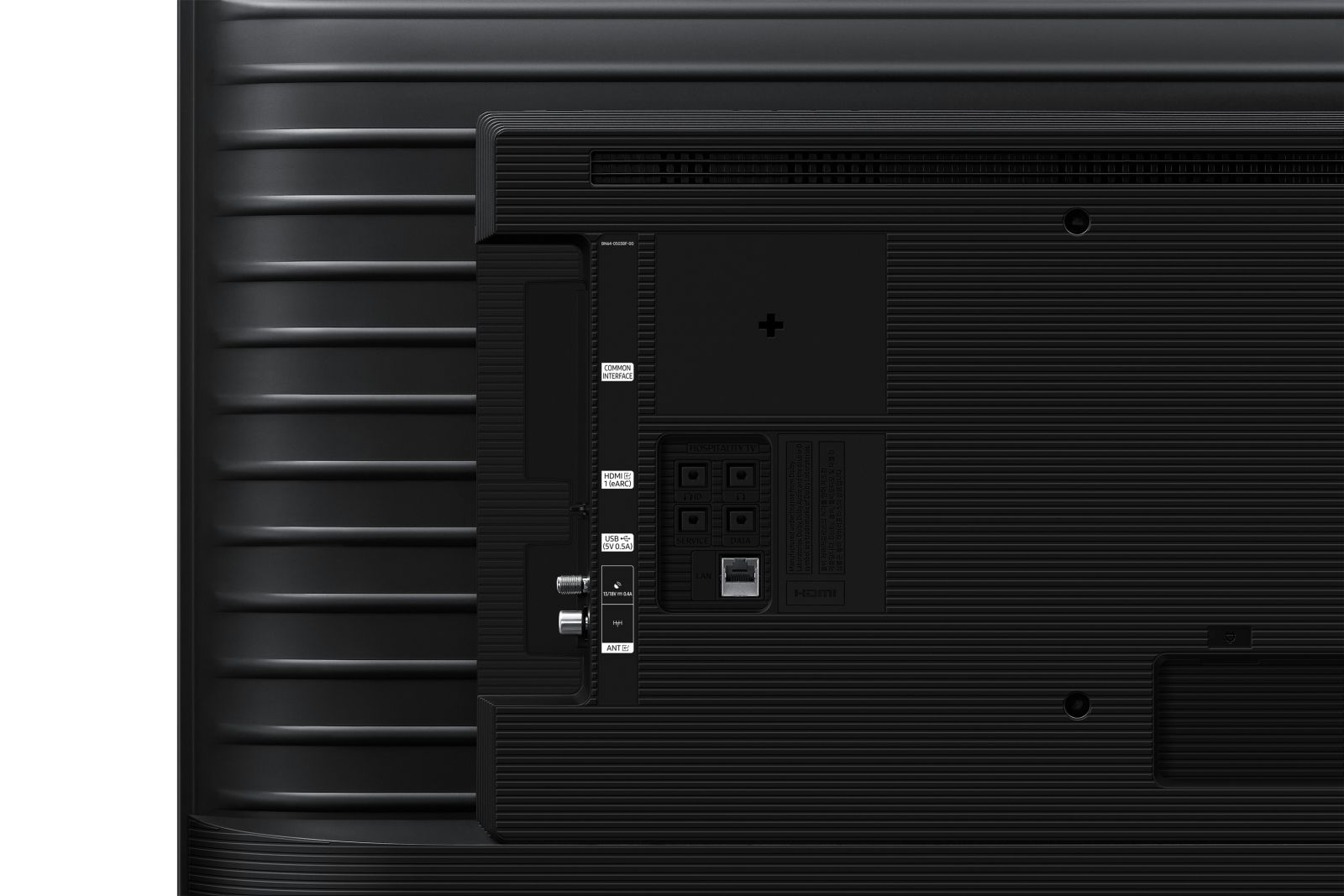 El panel trasero de un televisor negro que muestra varios puertos de conexión, incluidos HDMI, USB y antena.