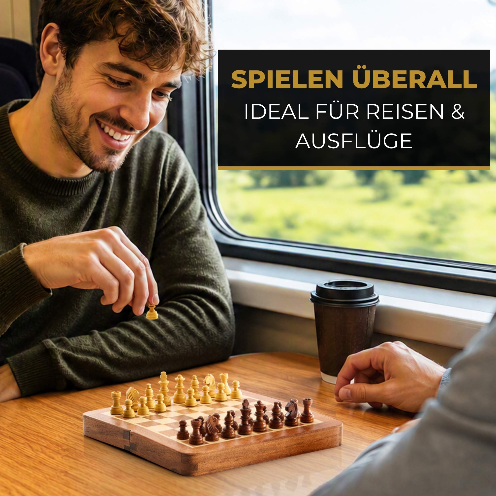 Ein Mann spielt Schach am Tisch in einem Zug, mit Text darüber.