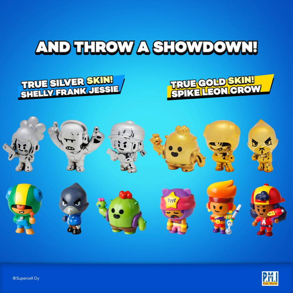 Figurki Brawl Stars w kolorze srebrnym i złotym oraz kolorowe figurki na niebieskim tle.