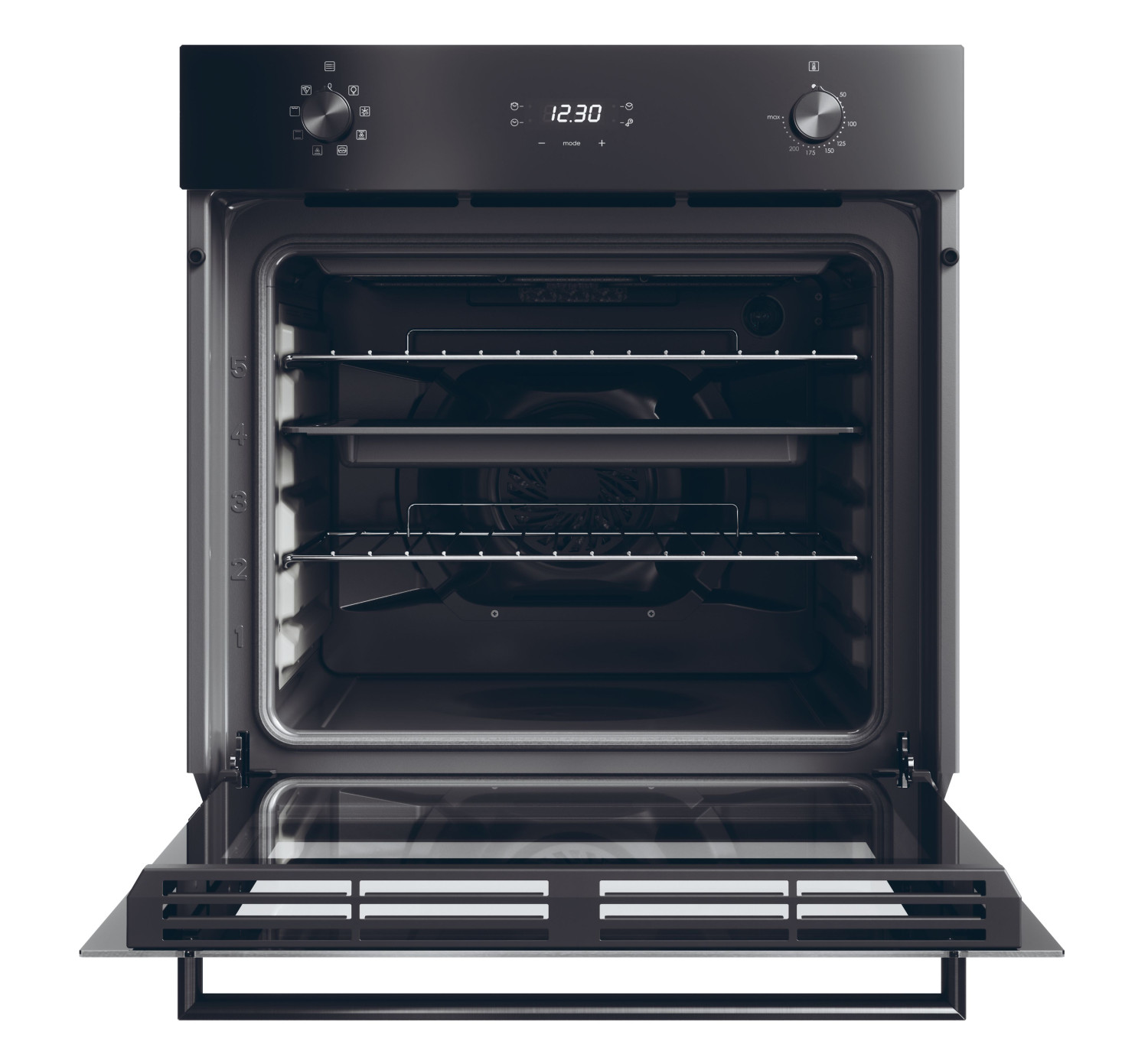 Un forno da incasso nero con porta aperta mostra griglie metalliche e pannello di controllo.