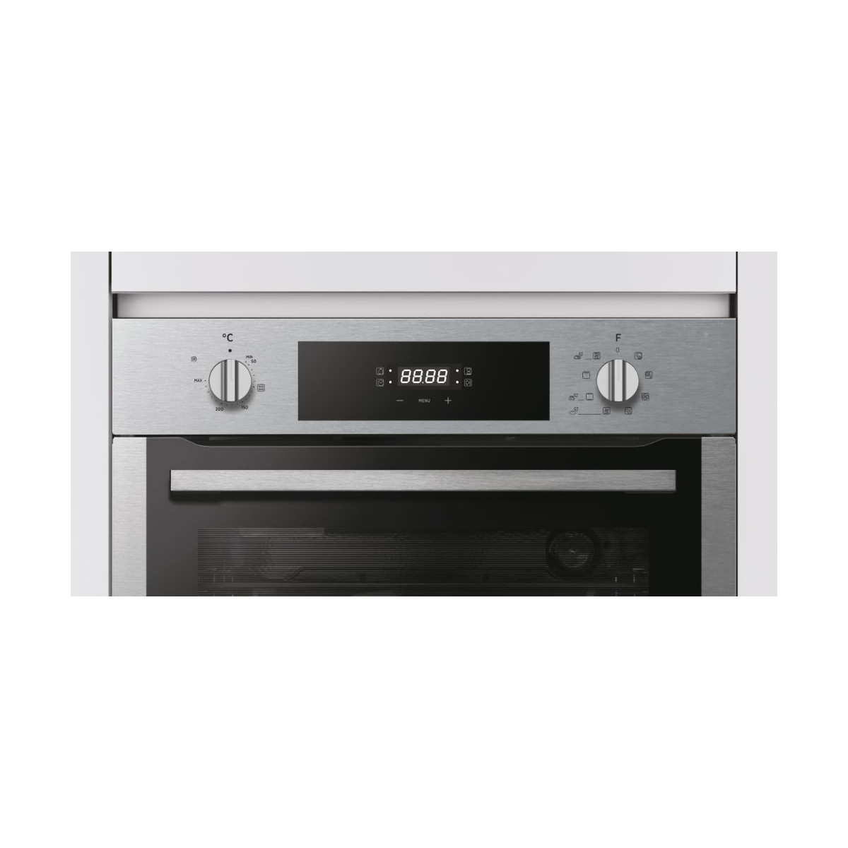 Forno in acciaio inossidabile con due manopole, un display digitale centrale e una porta in vetro con maniglia.