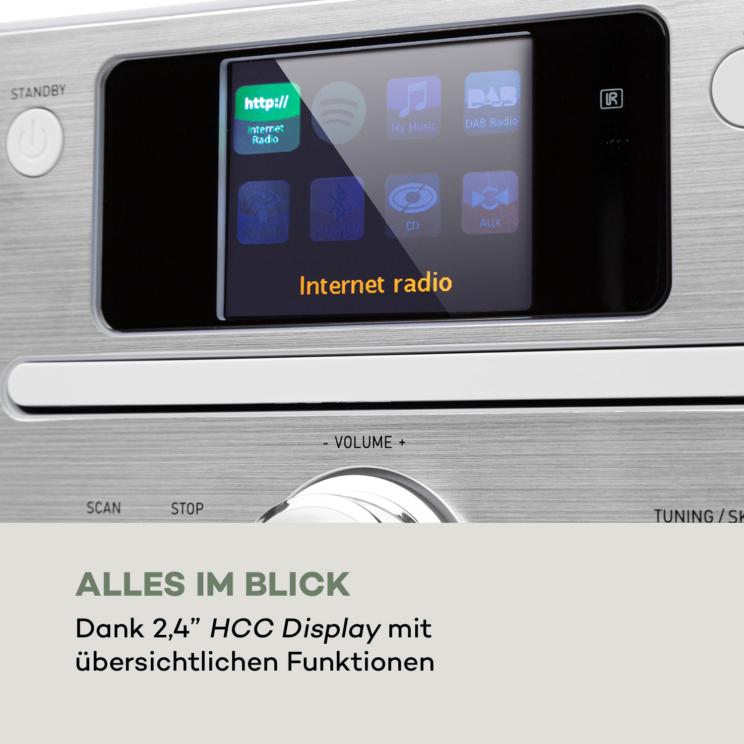 Nahaufnahme einer silbernen Hi-Fi-Anlage mit Farbdisplay, das Menüsymbole und den Text Internetradio anzeigt.