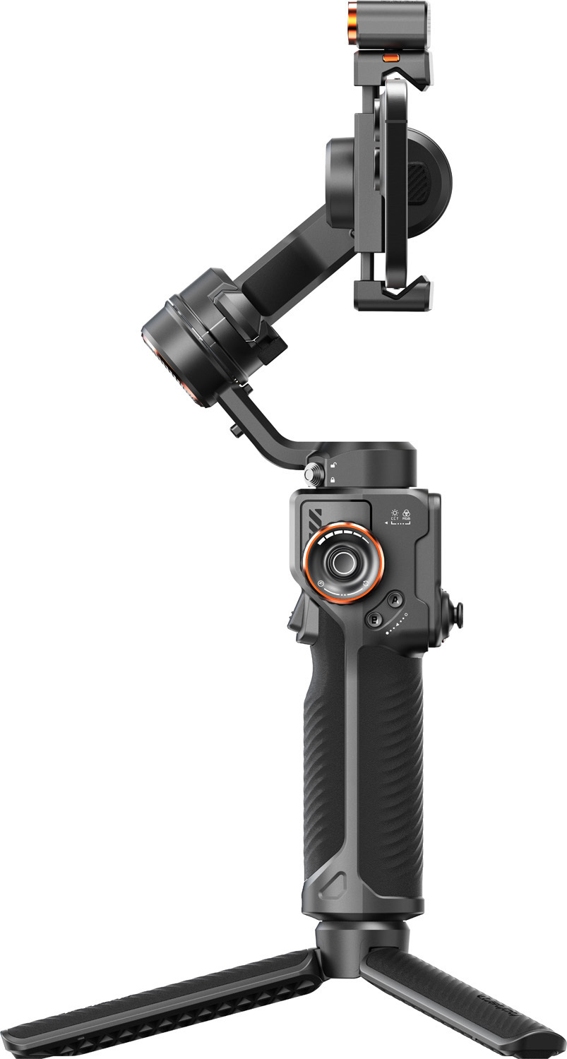 Czarny gimbal do smartfona na małym statywie na białym tle.