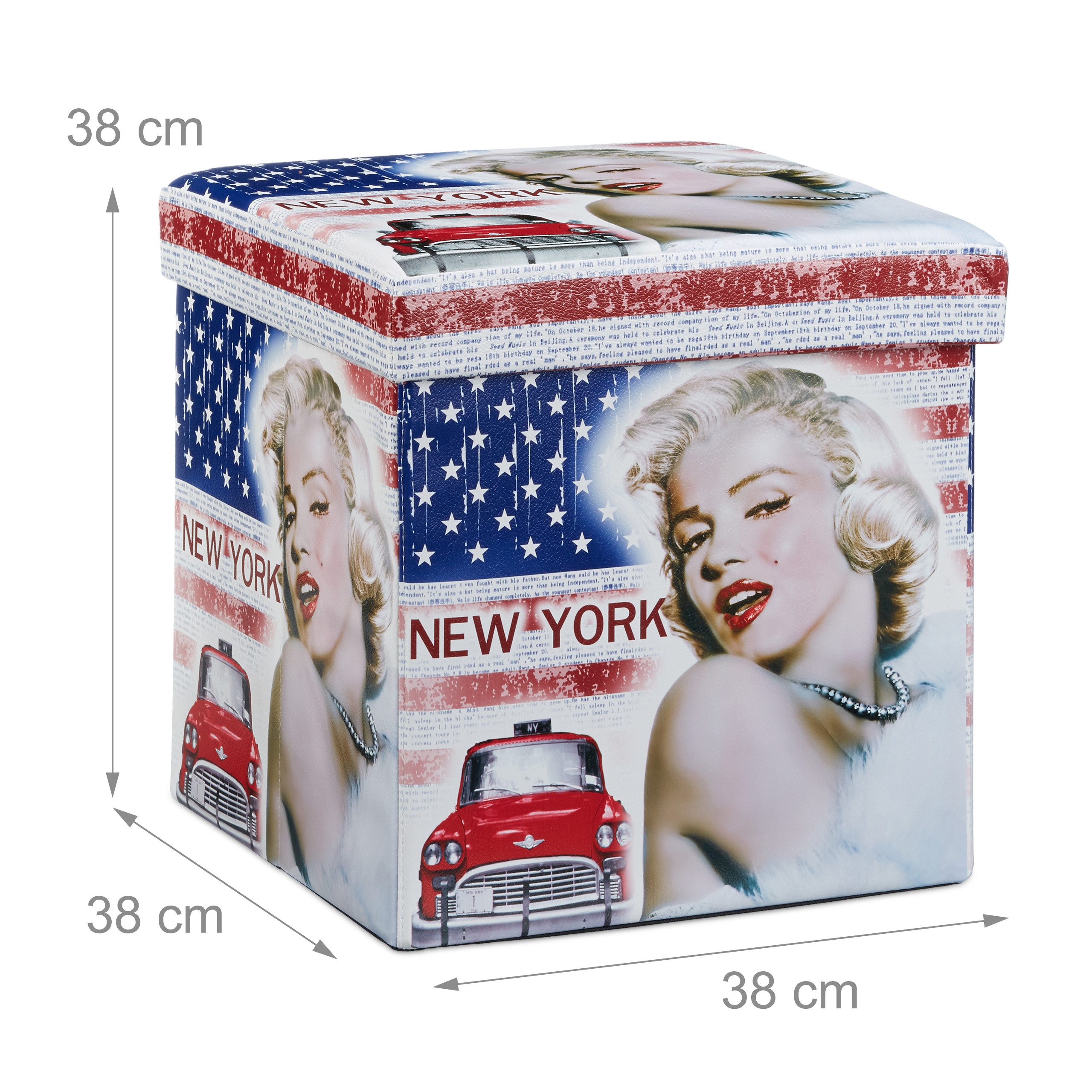 Ein quadratischer Hocker mit 38 cm Kantenlänge, verziert mit Marilyn Monroe, US-Flaggen und New York Motiven.