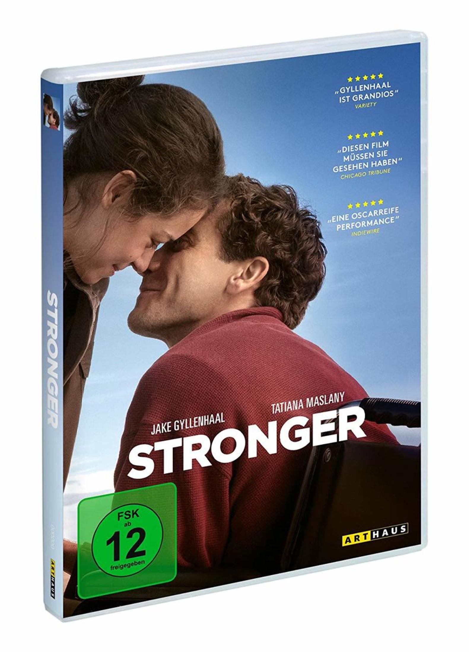 DVD-Cover des Films Stronger: Ein Mann im Rollstuhl und eine Frau neigen sich nah zueinander.