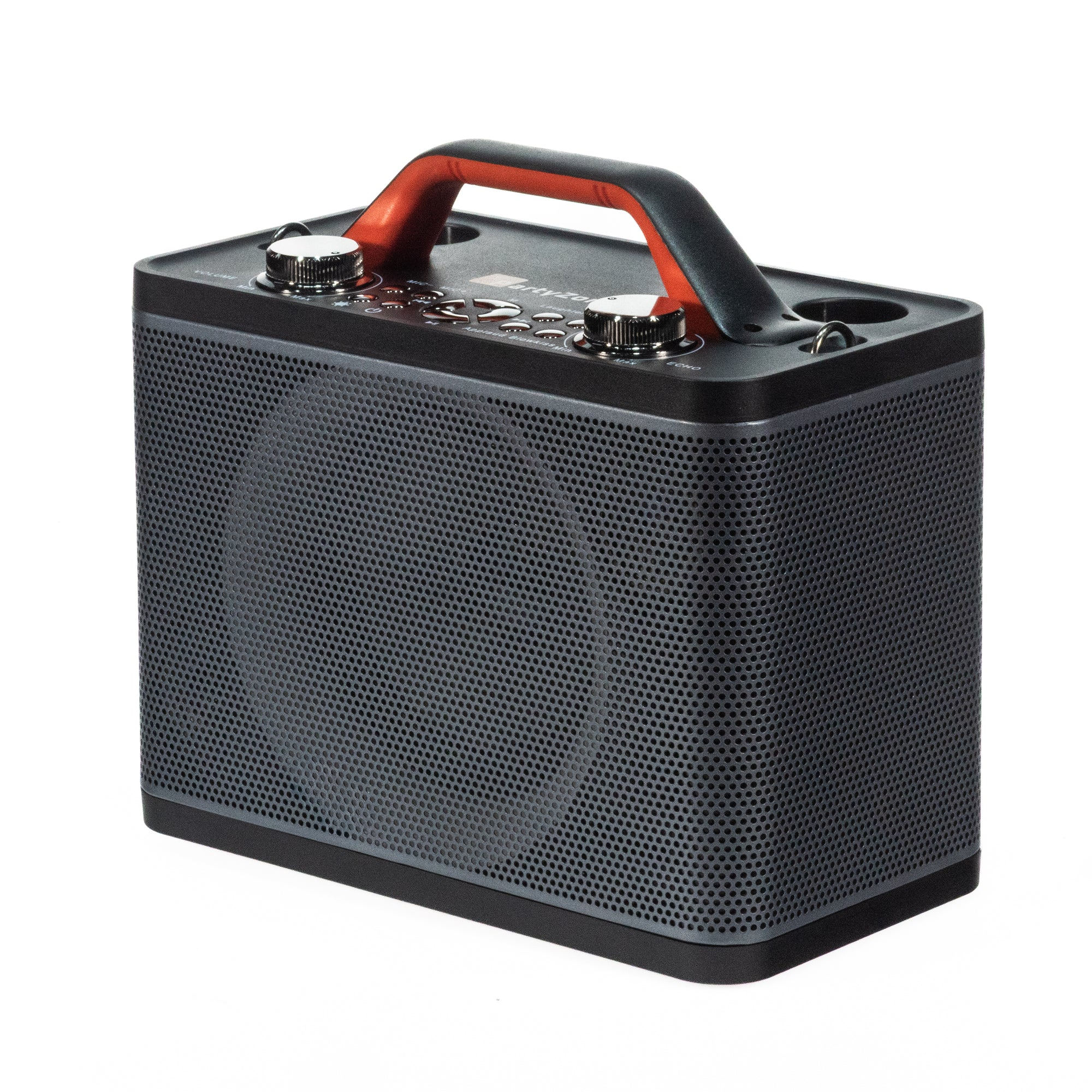 Tragbarer grauer Bluetooth-Lautsprecher mit rotem Griff und Metallreglern auf einer weissen Hintergrund.