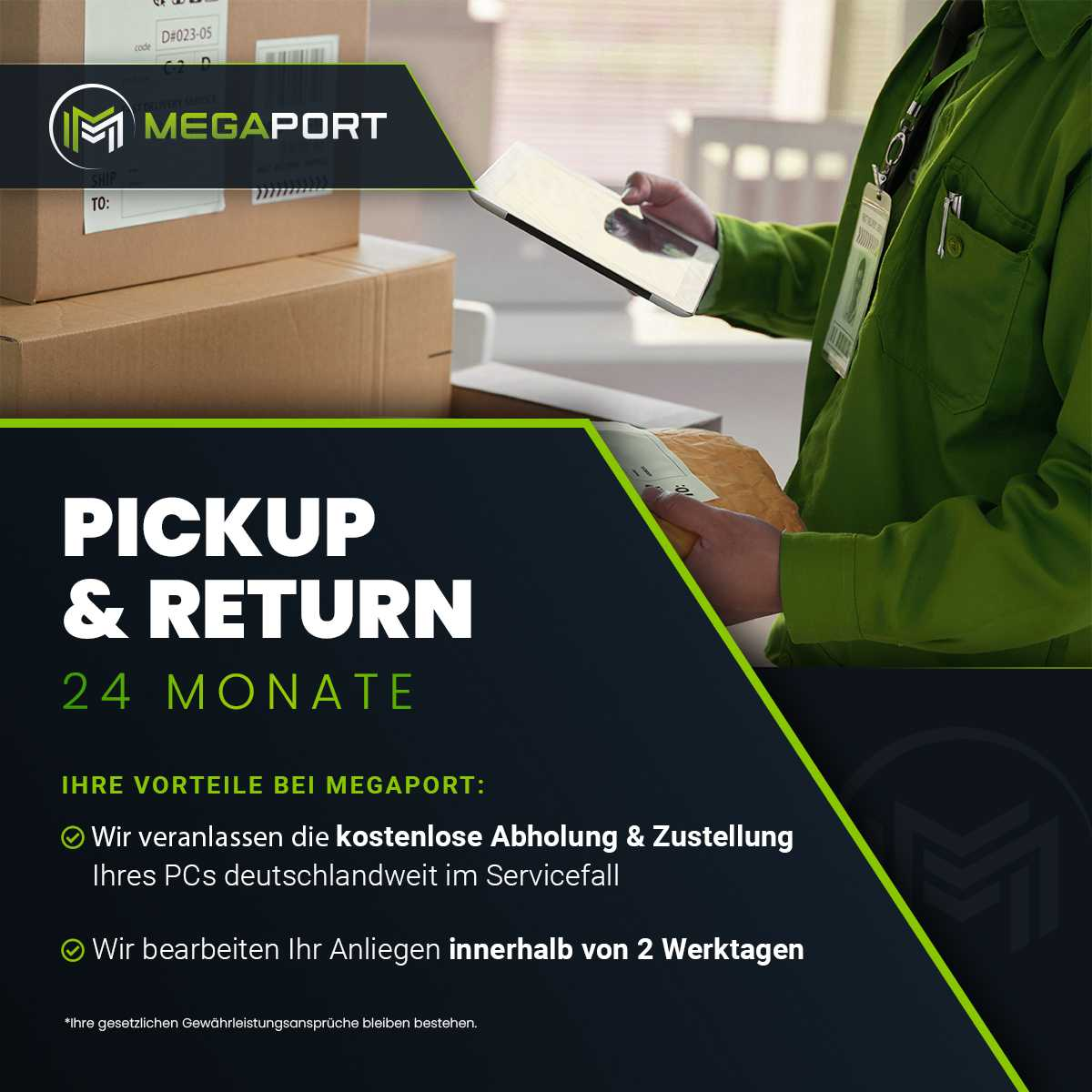 Mitarbeiter in Grün hält ein Tablet neben Kartons mit Megaport Abhol- und Rückholinfos.