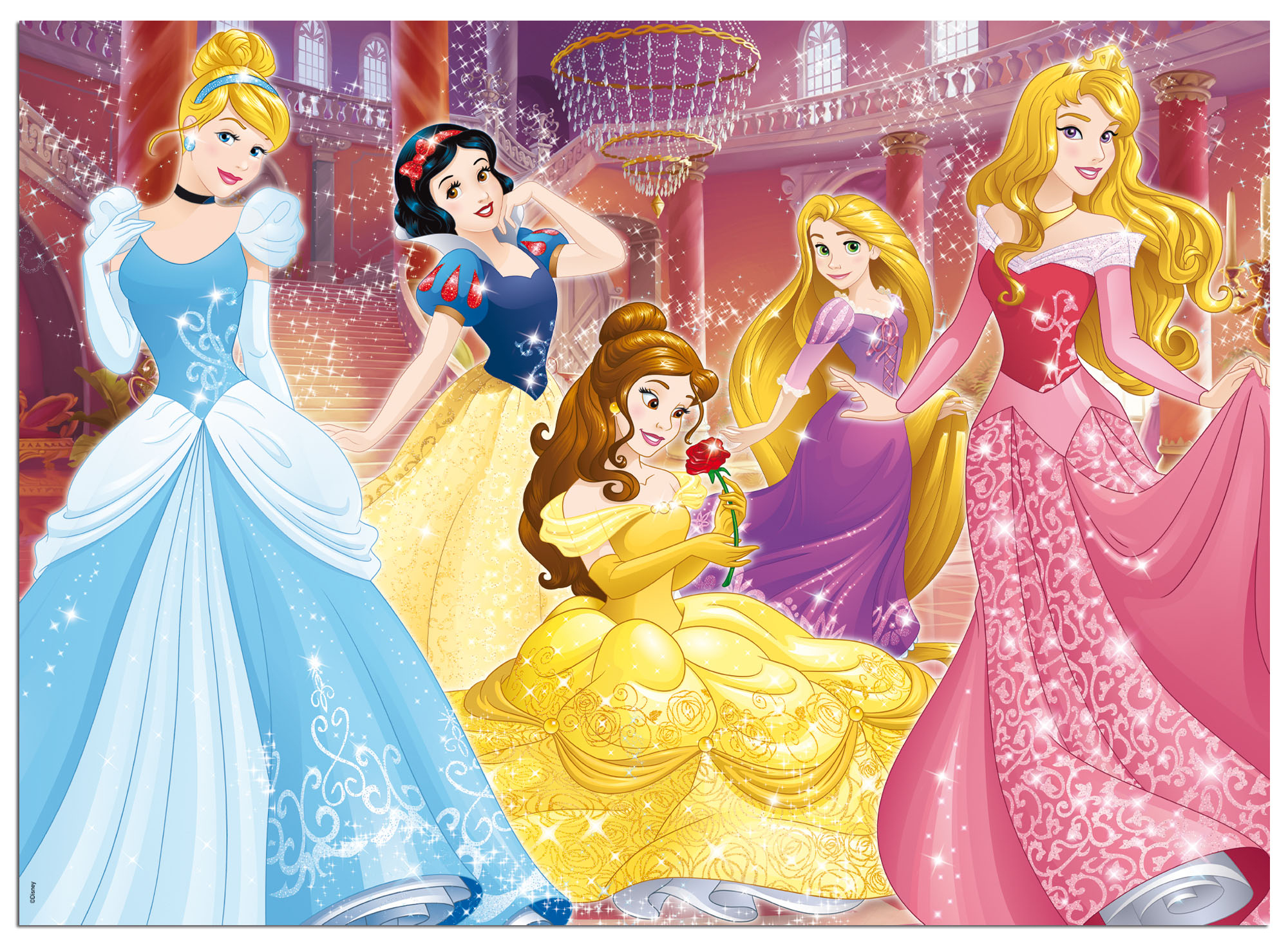 Fünf Disney-Prinzessinnen in einem glitzernden Ballsaal.