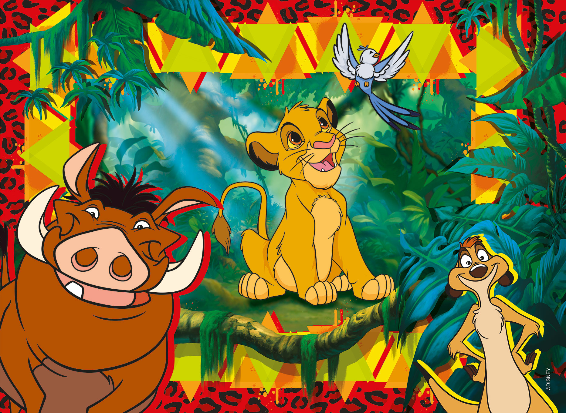 Simba sitzt im Dschungel, umgeben von Pumbaa, Timon und einem blauen Vogel.