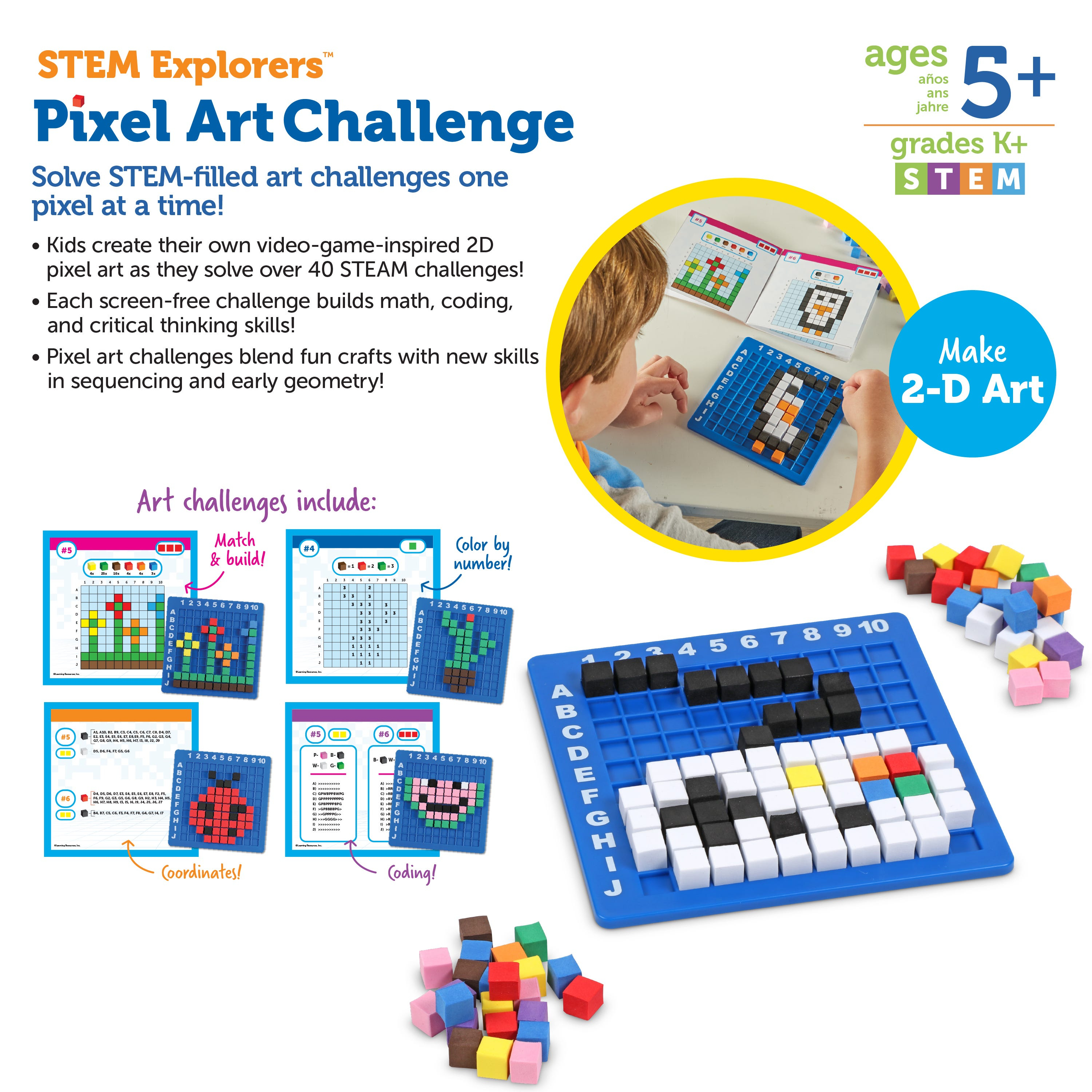 Ein Kind spielt mit bunten Pixel-Blöcken auf einer blauen Gitterplatte für Kunstherausforderungen.