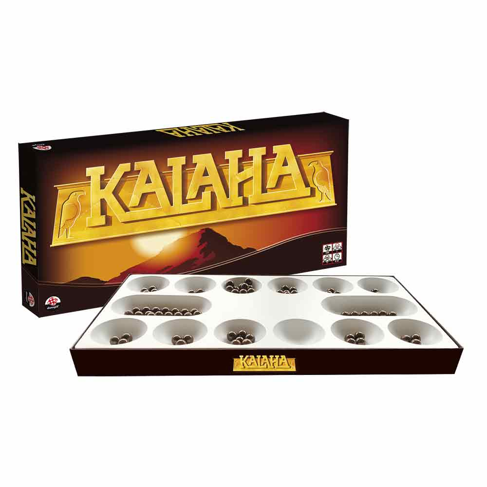 Kalaha-Spiel mit brauner Schachtel und Spielbrett gefüllt mit kleinen braunen Murmeln in Mulden.