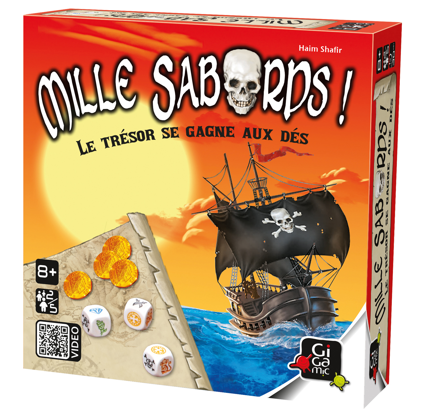 Brettspiel-Box Mille Sabords! mit Piratenschiff, Totenkopf, Goldmünzen und Würfeln vor Sonnenuntergang.