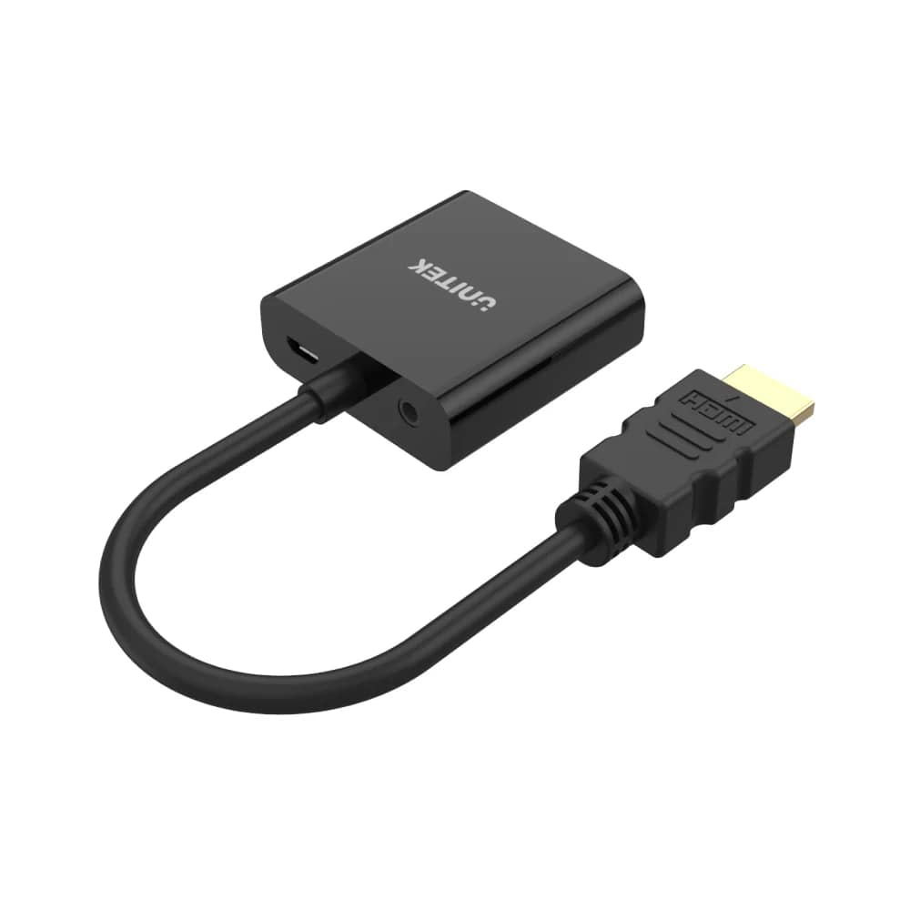 Beyaz arka planda kısa kablolu ve çeşitli bağlantı noktalarına sahip siyah bir Unitek HDMI adaptörü.