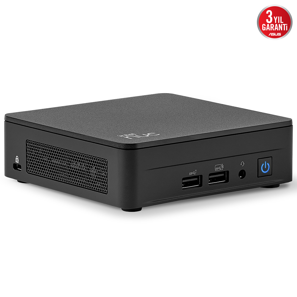 Beyaz arka planda USB bağlantı noktaları, ses jakı ve yanan güç düğmesi olan siyah Intel NUC mini PC.