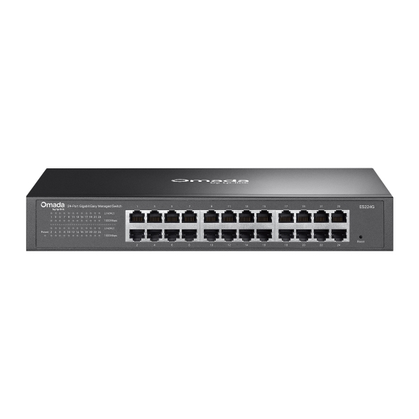 Czarny przełącznik sieciowy Gigabit TP-Link Omada z 24 portami RJ45 na białym tle.