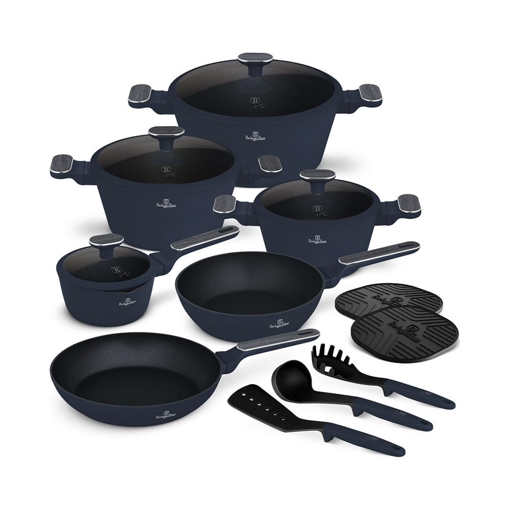 Un ensemble de batterie de cuisine bleu marine comprenant casseroles, poêles, couvercles et ustensiles.