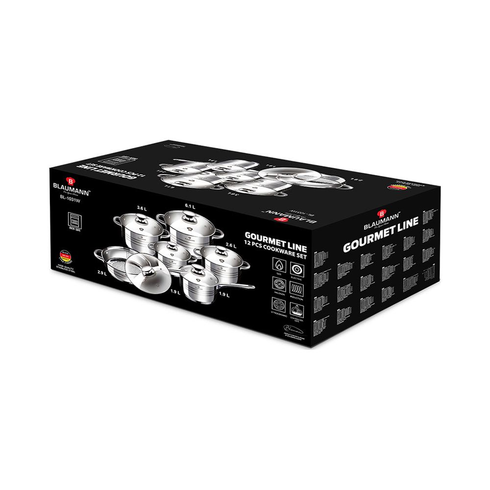 Une boîte de produit noire pour un set de batterie de cuisine Blaumann Gourmet Line sur fond blanc.