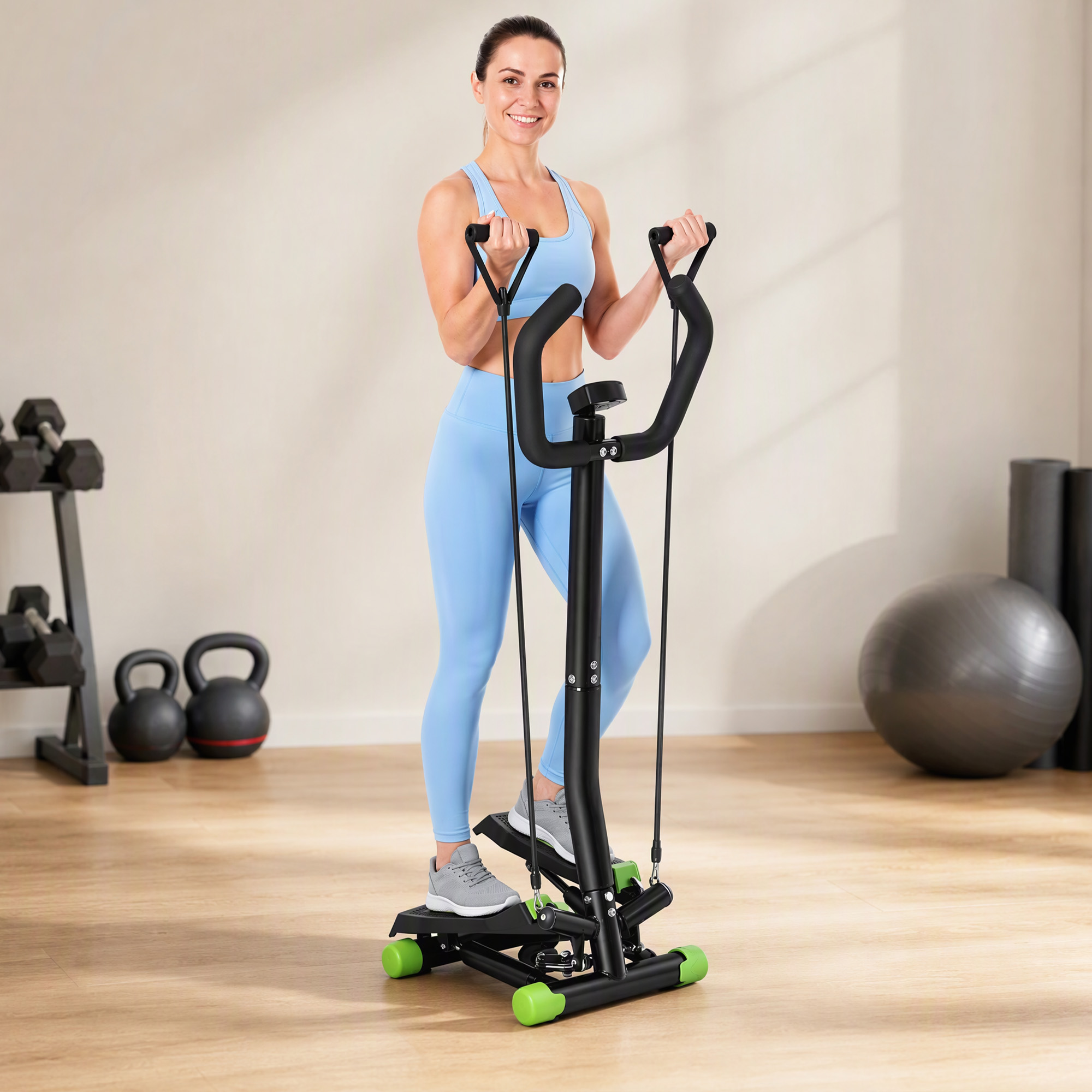 Una mujer con ropa deportiva azul hace ejercicio en una máquina de step con bandas de resistencia.