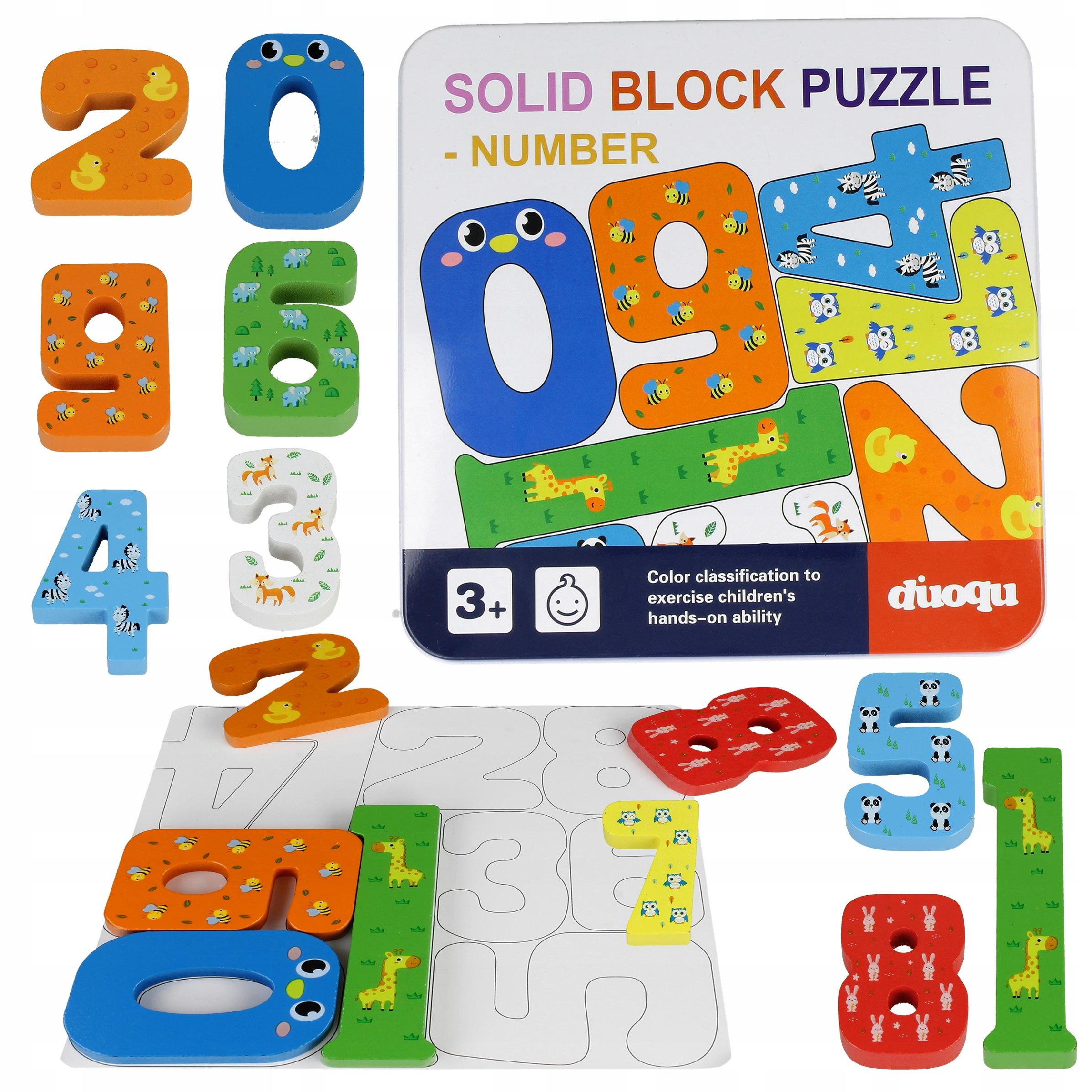 Kolorowe drewniane cyfry puzzle i pudelko z motywami zwierzat na bialym tle.