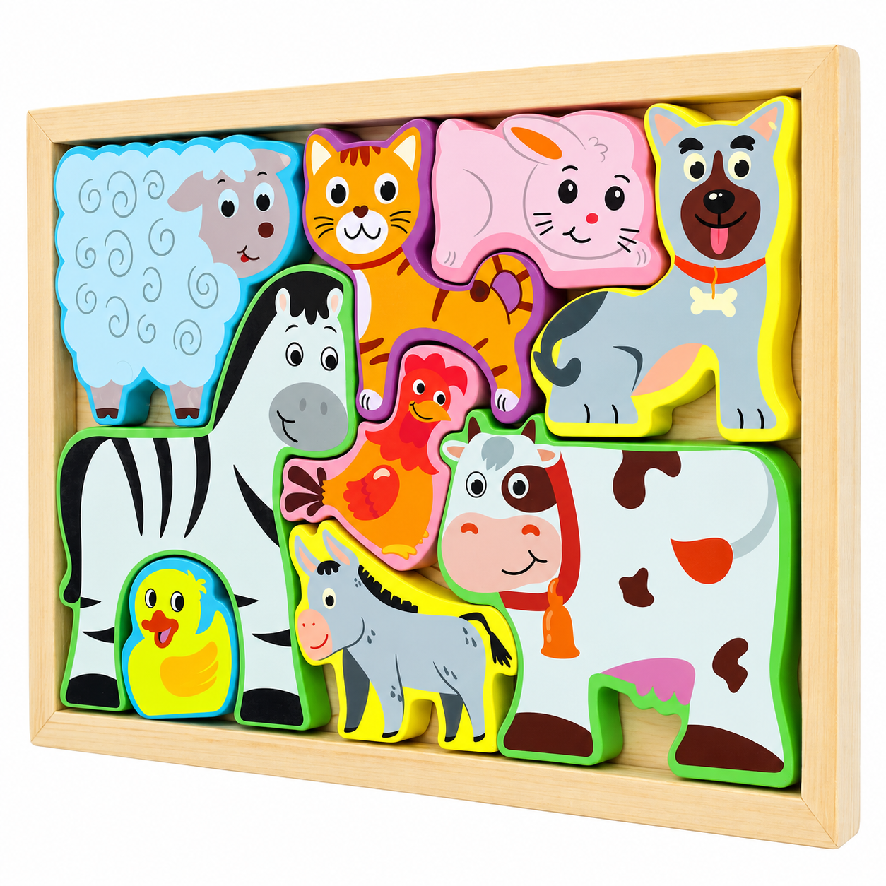 Kolorowe drewniane puzzle ze zwierzętami, w tym owcą, kotem, psem, zebrą, krową, kogutem i kaczką.