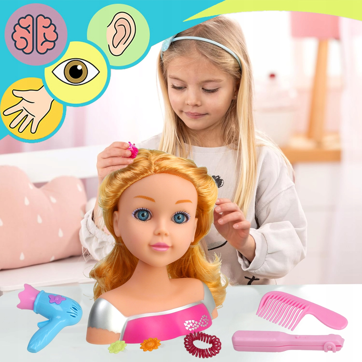 Blond dziewczynka czesze lalkę za pomocą akcesoriów na stole z kolorowymi ikonami.