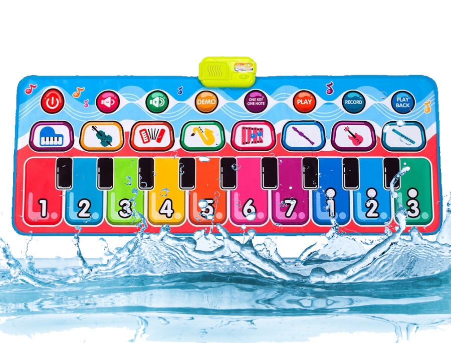Kolorowa muzyczna mata taneczna z klawiszami pianina i ikonami instrumentów, otoczona rozbryzgującą się wodą.