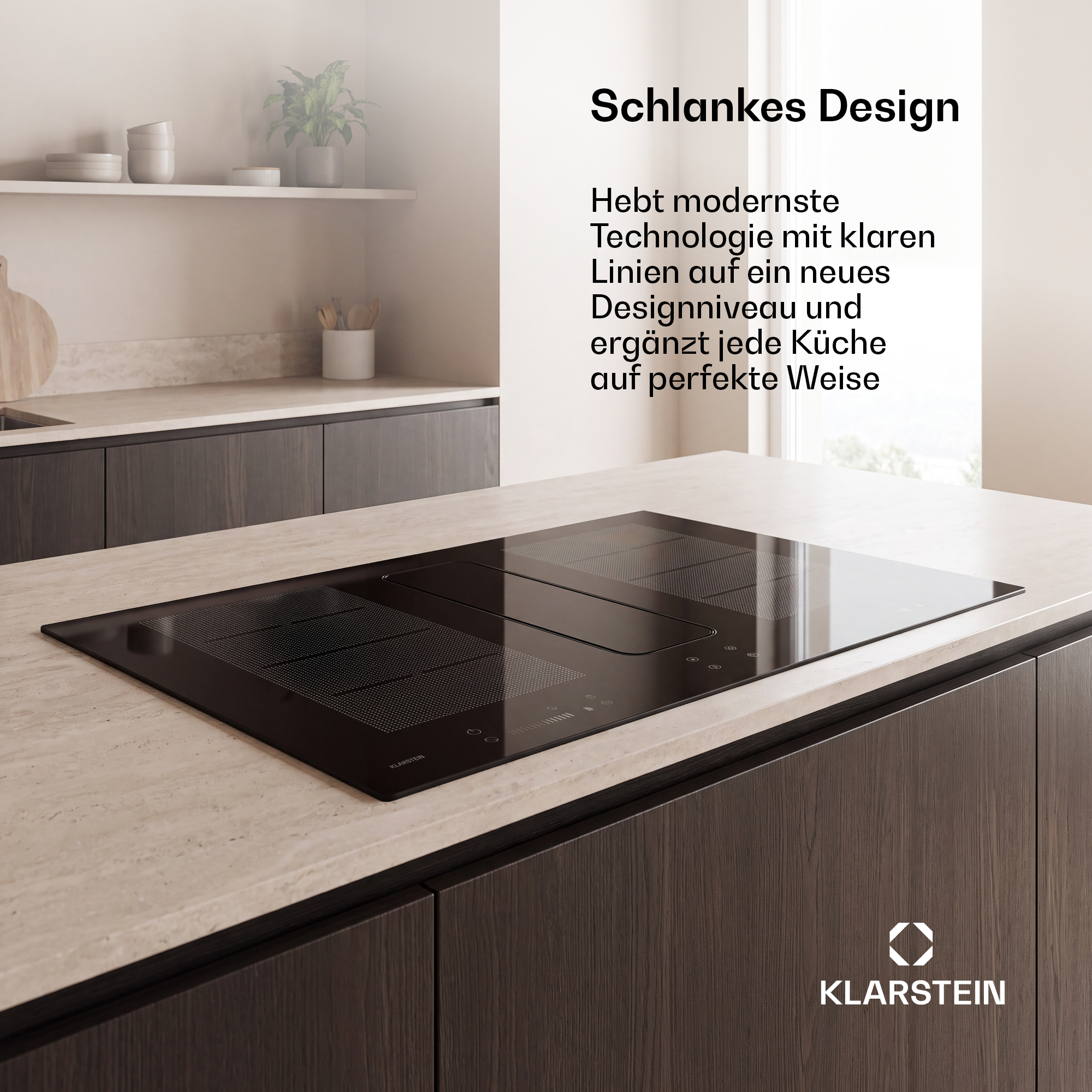 Schwarzes Induktionskochfeld auf einer hellen Kücheninsel mit dunklen Unterschränken und Text über Schlankes Design.