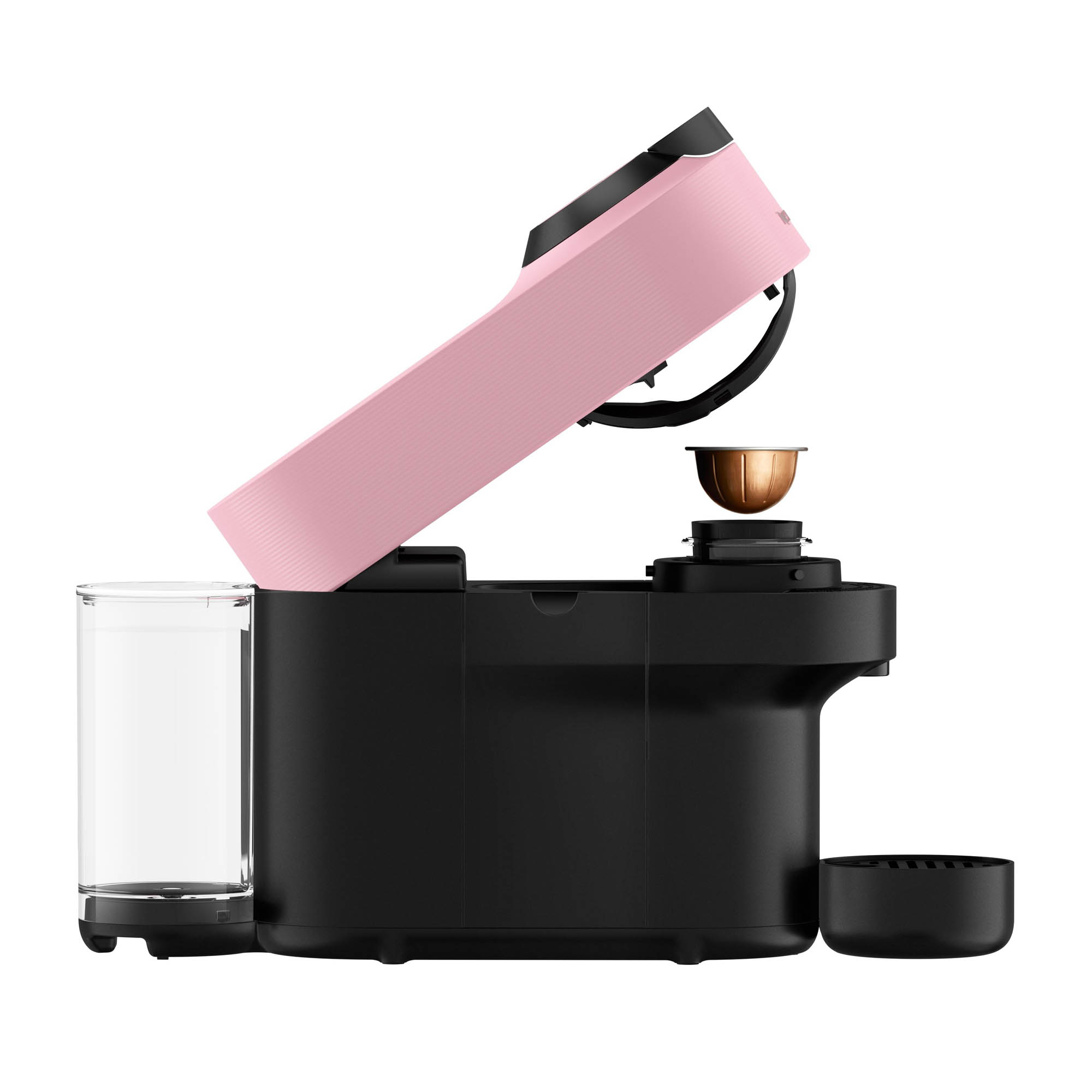 Eine pink-schwarze Kaffeemaschine mit durchsichtigem Wassertank und eingesetzter Kapsel auf weißem Hintergrund.