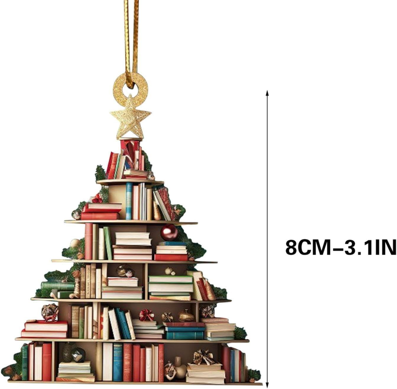 Ein dreieckiger Weihnachtsbaumschmuck aus Regalen voller Miniaturbücher, gekrönt von einem Goldstern.
