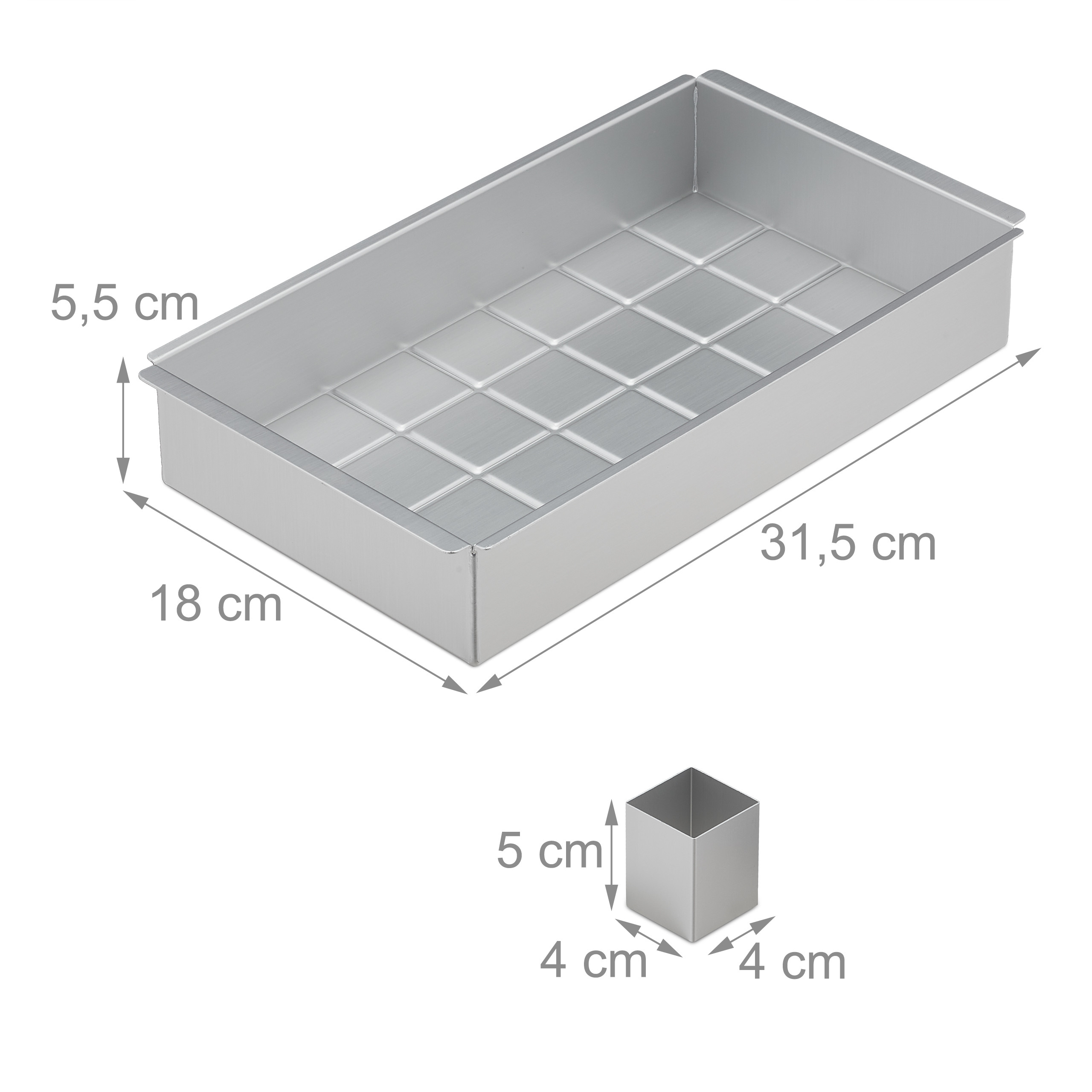 Rechteckiger Metalleinsatz, 31,5x18x5,5 cm, mit einem kleineren Teiler-Modul mit den Maßen 4x4x5 cm.