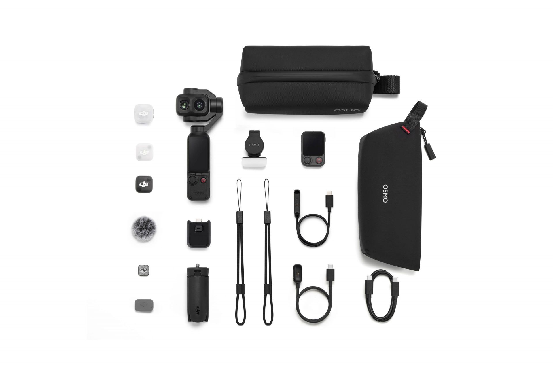 DJI Osmo Pocket kamera ve aksesuarları beyaz arka planda düz olarak dizilmiş.