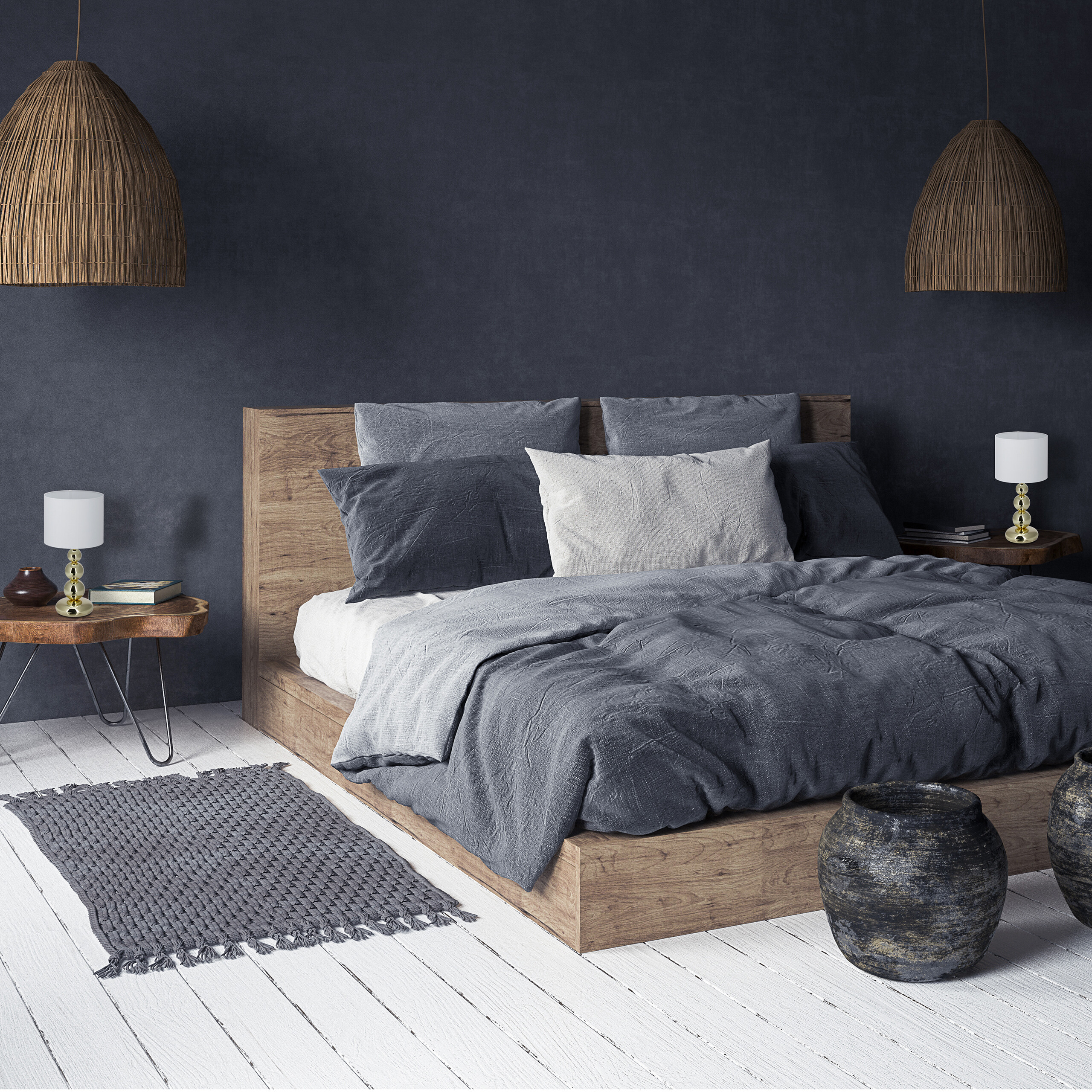 Schlafzimmer mit Holzbett, dunkler Wand, geflochtenen Hängeleuchten und Nachttischen mit Lampen auf weißem Holzboden.