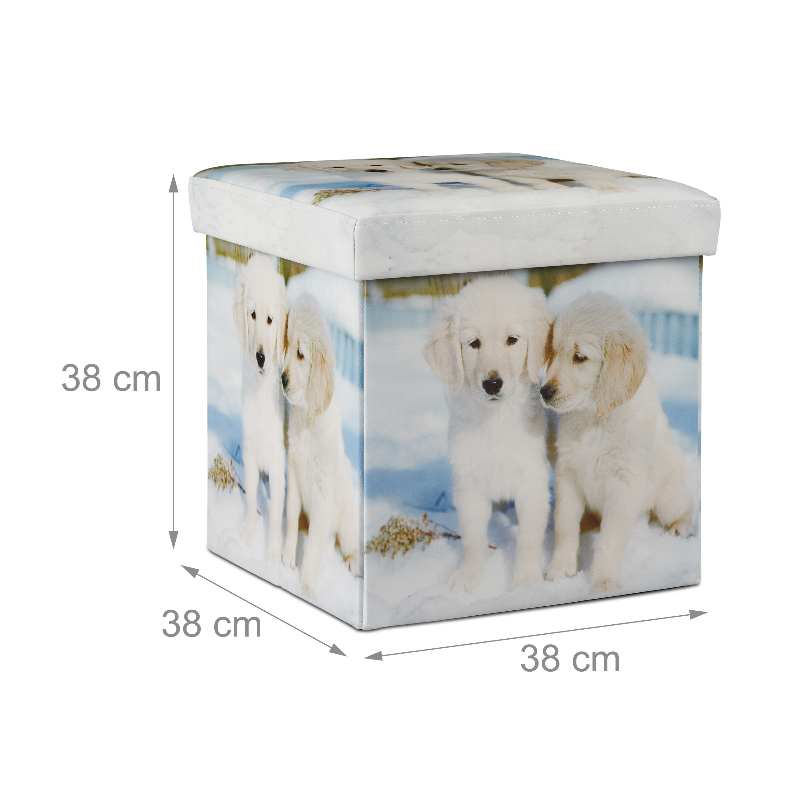 Quadratische Sitzbox mit Golden Retriever Welpen auf Schnee, Maße 38x38x38 cm.