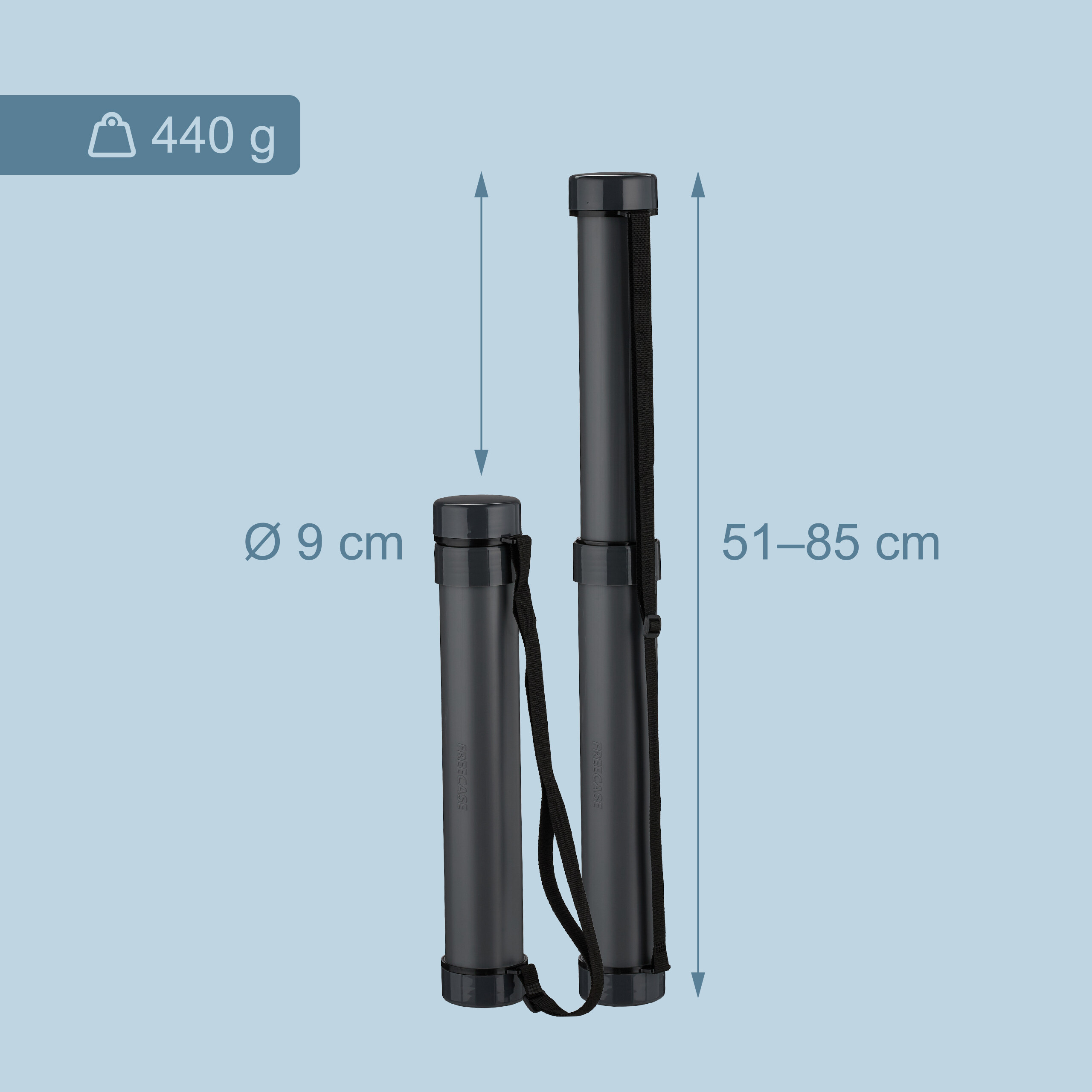 Zwei schwarze Posterrohre mit Tragegurten, Maße: 9 cm Durchmesser, 51-85 cm Höhe, Gewicht 440 g.