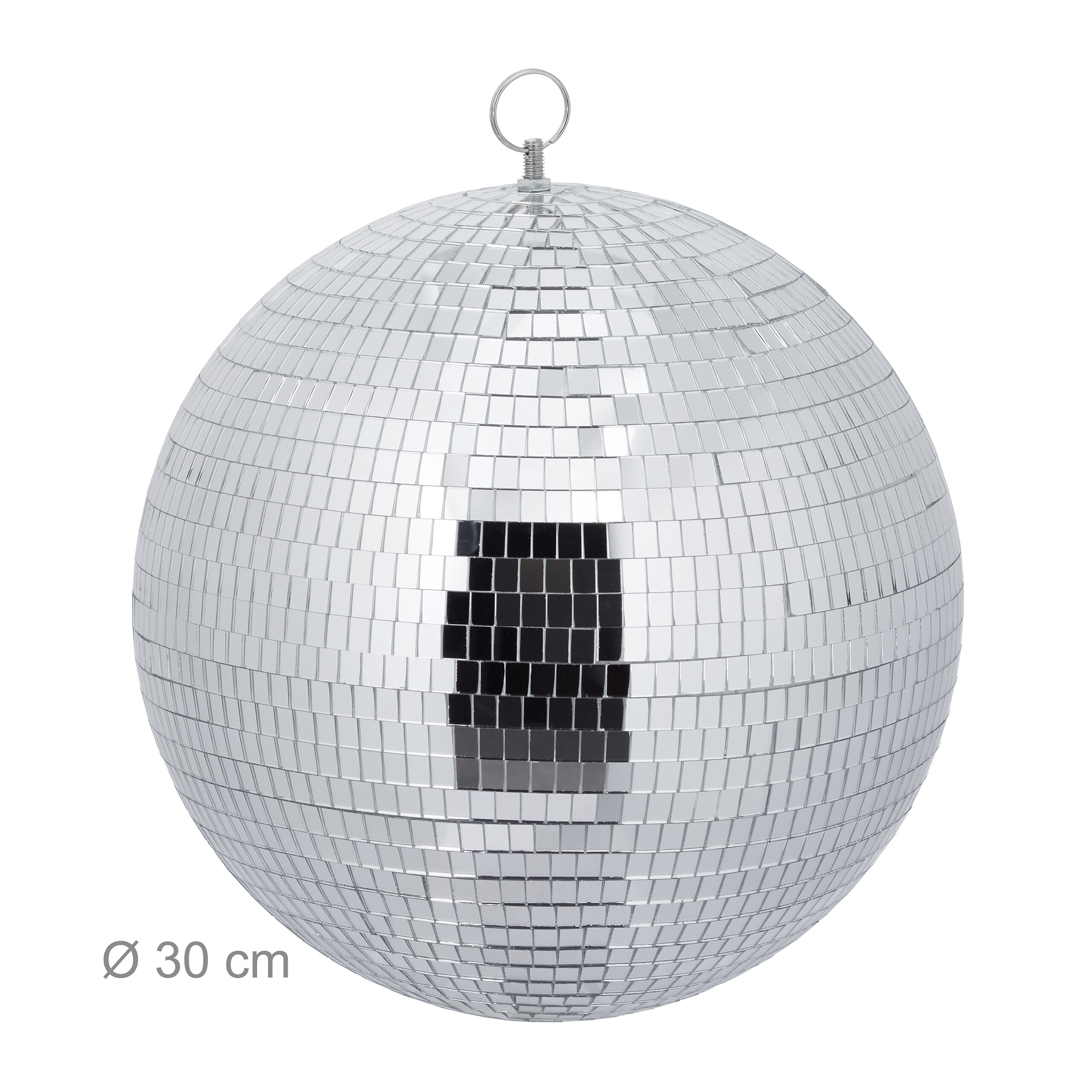 Eine silbrig glänzende 30 cm große Diskokugel mit einem Aufhängering auf weißem Hintergrund.