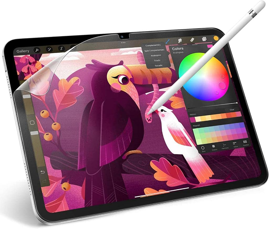 Çizim uygulamalı bir tablet tukan gösteriyor, ekranında dokunmatik kalem var, kısmen folyoyla kaplı.