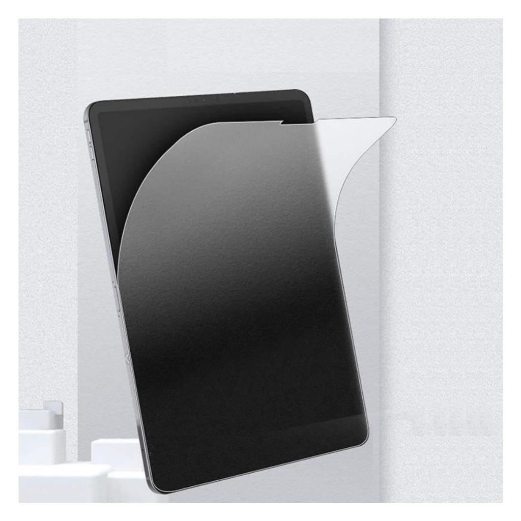 Gri bir arka plan önünde, bir tablet ekranından kısmen soyulmuş mat bir ekran koruyucu.