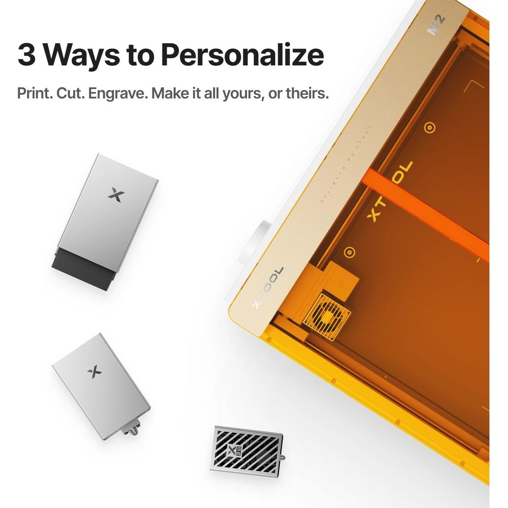 Macchina per taglio e incisione laser xTool M2 con accessori e testo "3 Ways to Personalize".