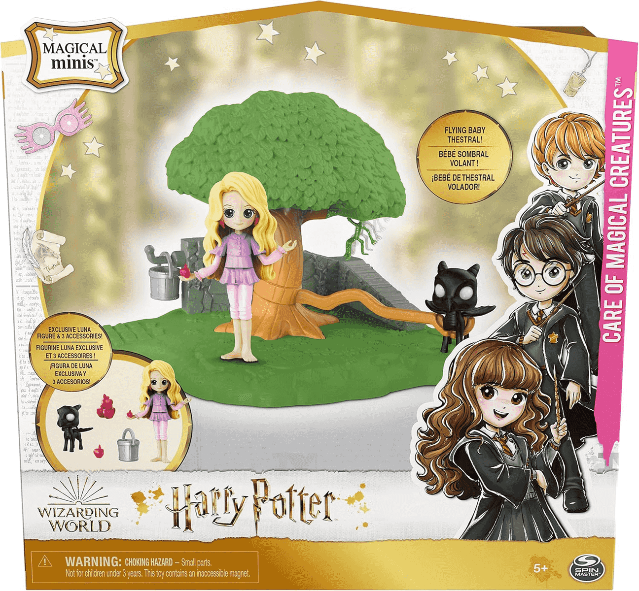 Set de juego Harry Potter Magical Minis con Luna Lovegood y Thestral junto a un árbol.
