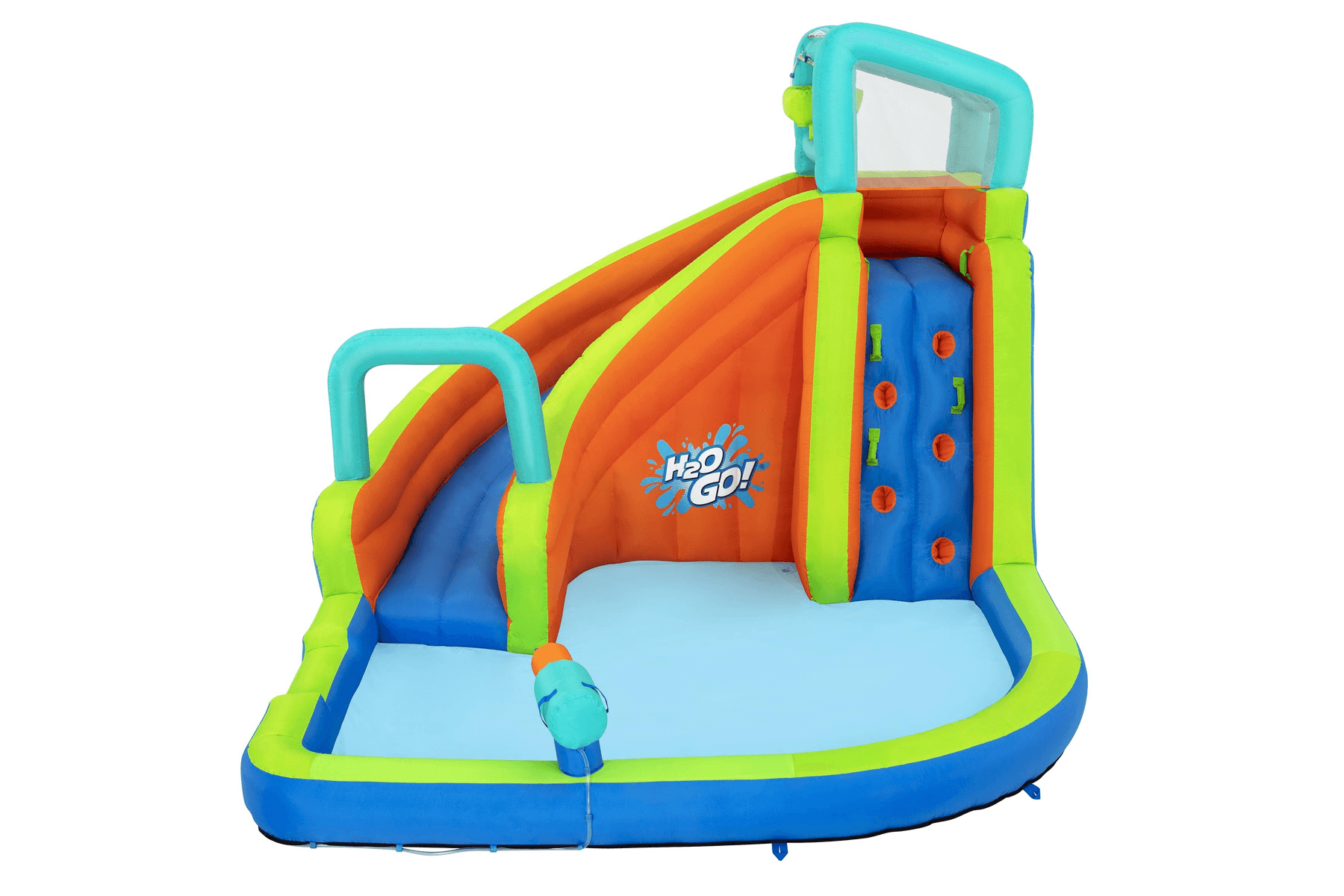 Colorido centro de juegos inflable con tobogán de agua, muro de escalada y piscina.