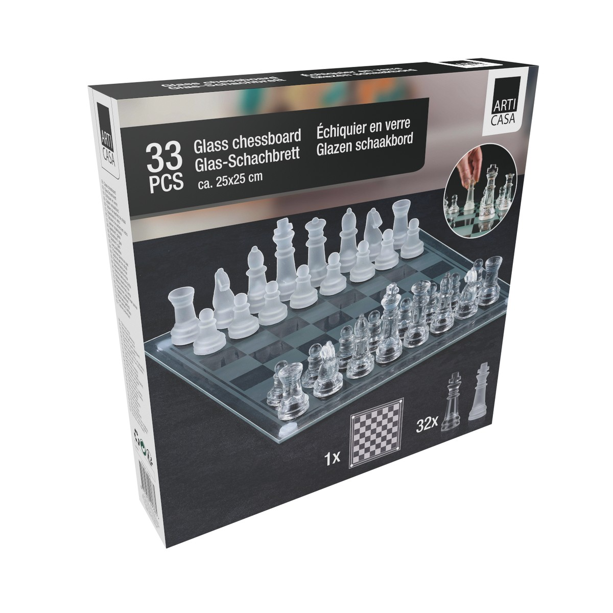 Verpakkingsdoos voor een glazen schaakspel van 33 stuks met heldere en matte stukken.