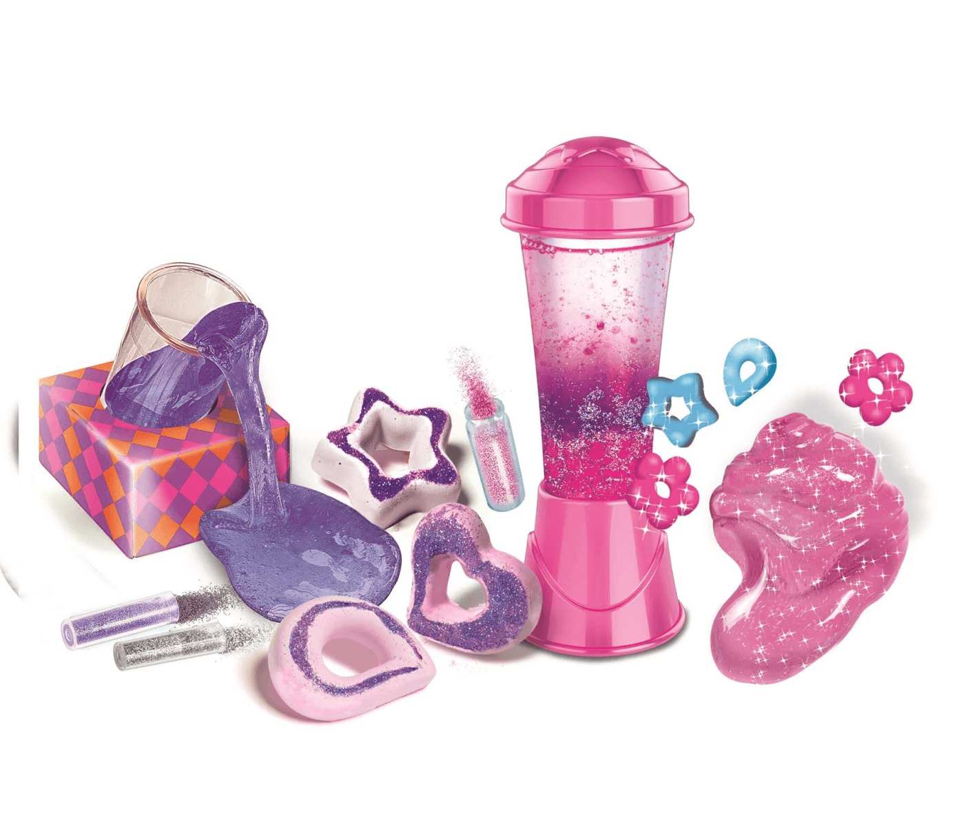 Un juego con slime morado, moldes rosas, tubos de purpurina y una batidora rosa alta sobre fondo blanco.