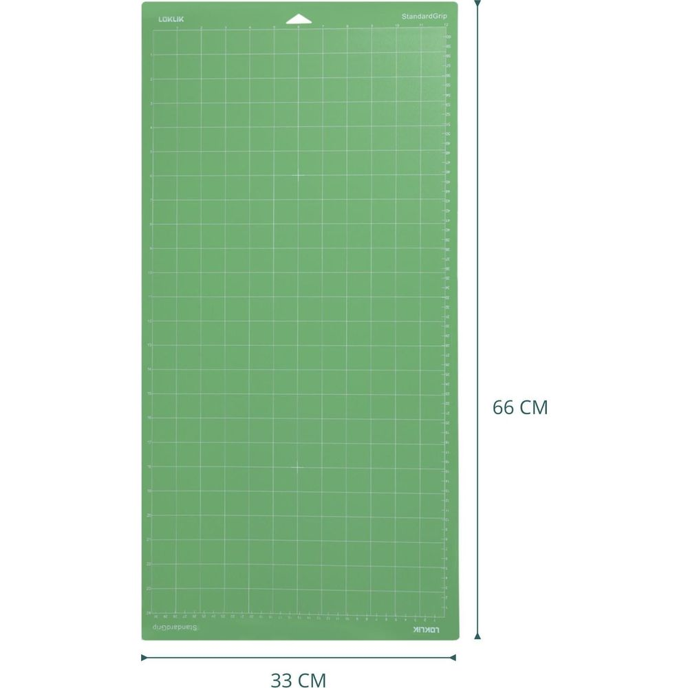 Grüne Schneidematte mit Rasterlinien, 33 cm breit und 66 cm lang.