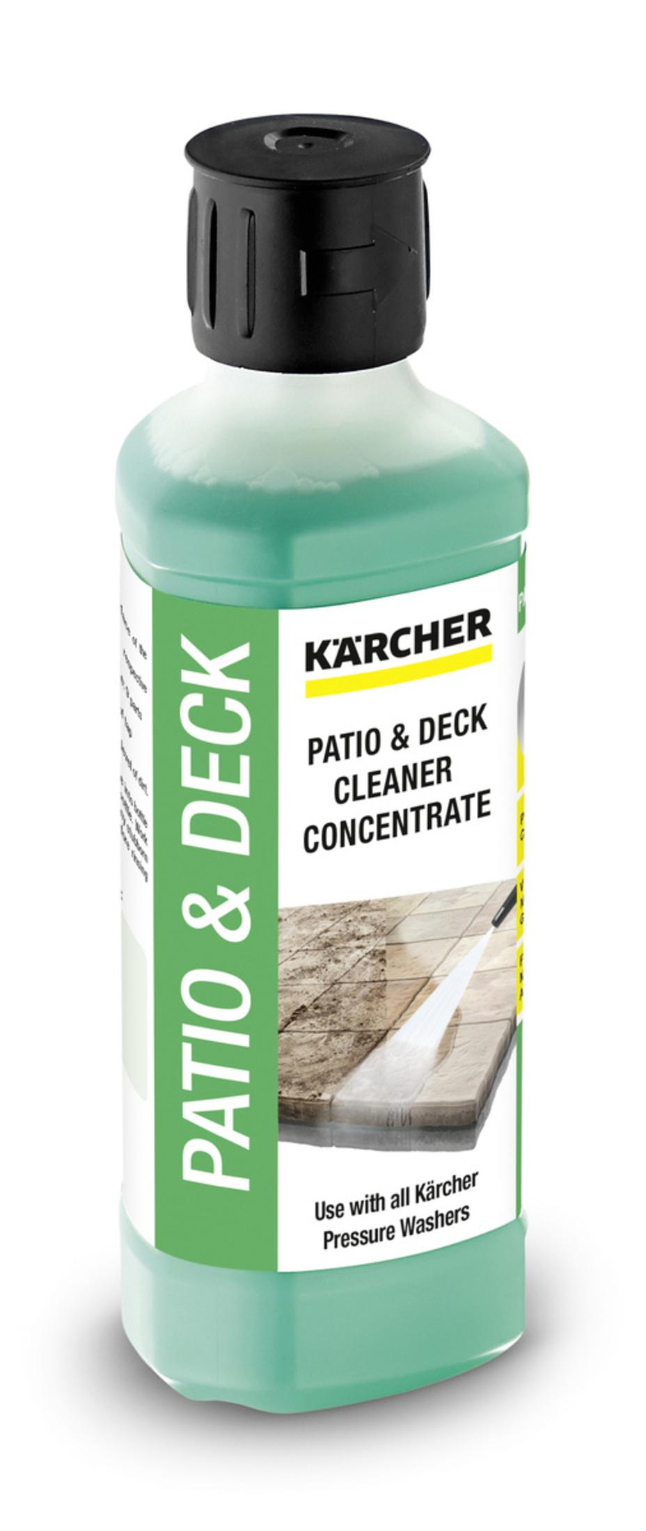 Una botella verde de concentrado limpiador para patios y terrazas Karcher con tapa negra sobre fondo blanco.