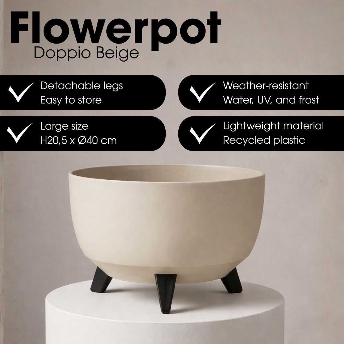 Pot de fleur beige avec pieds noirs sur un piédestal blanc, accompagné de quatre boîtes de texte.