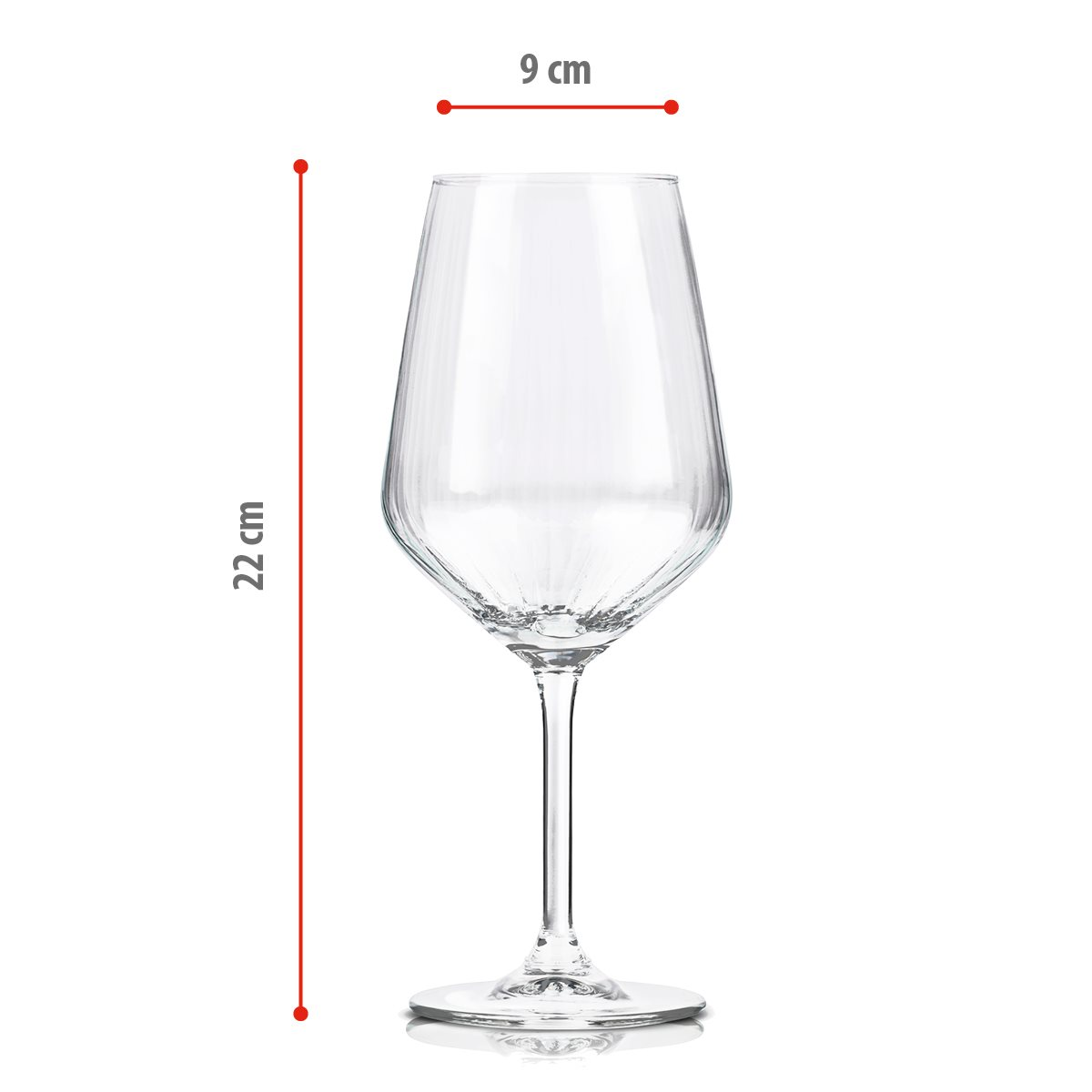 Ein klares Weinglas auf weißem Hintergrund, 22 cm hoch und 9 cm breit.